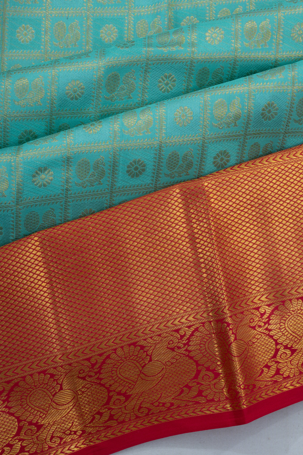 Kanchipuram Silk Checks And Butta Blue Saree