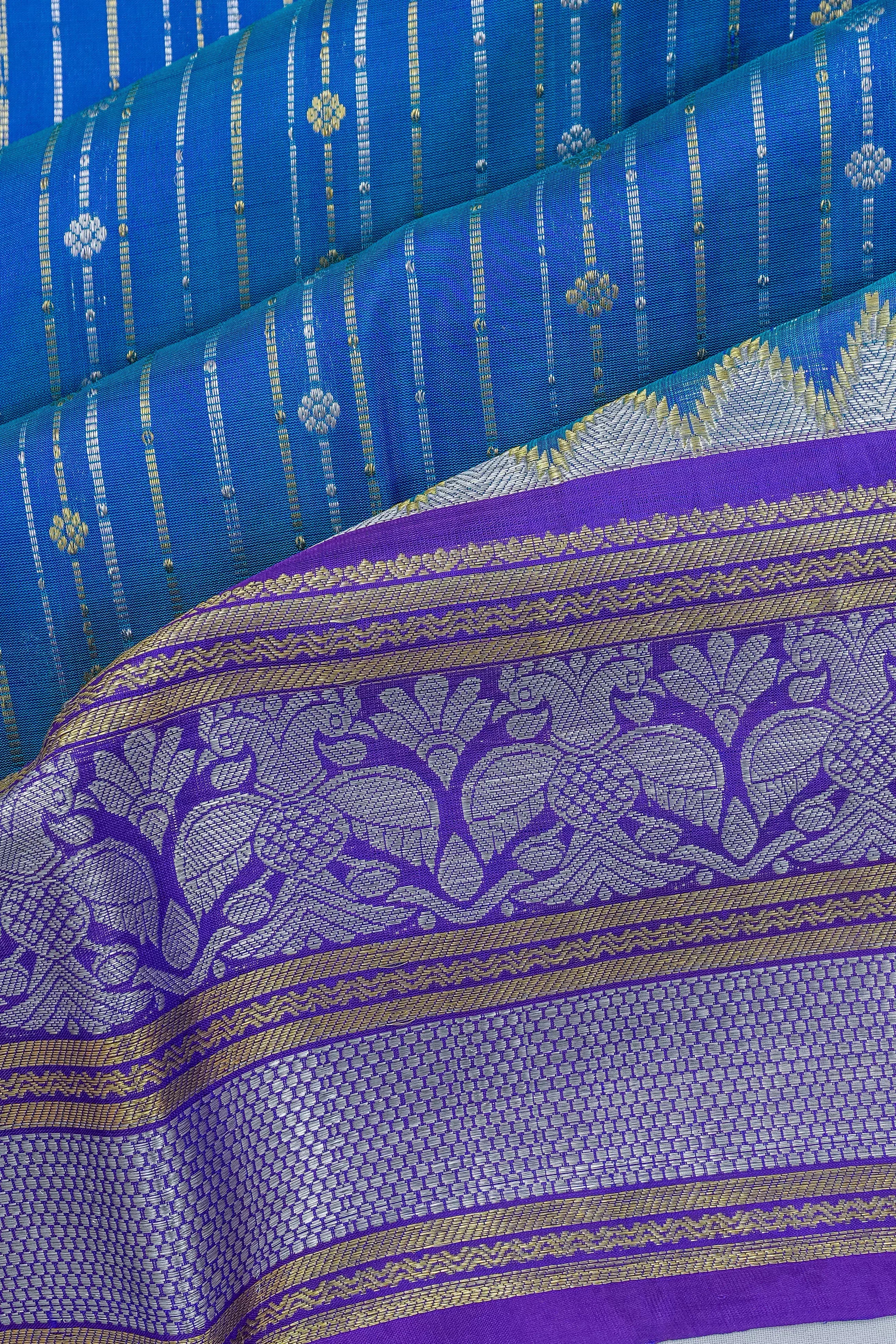 Venkatagiri Silk Vertical Lines Blue Saree