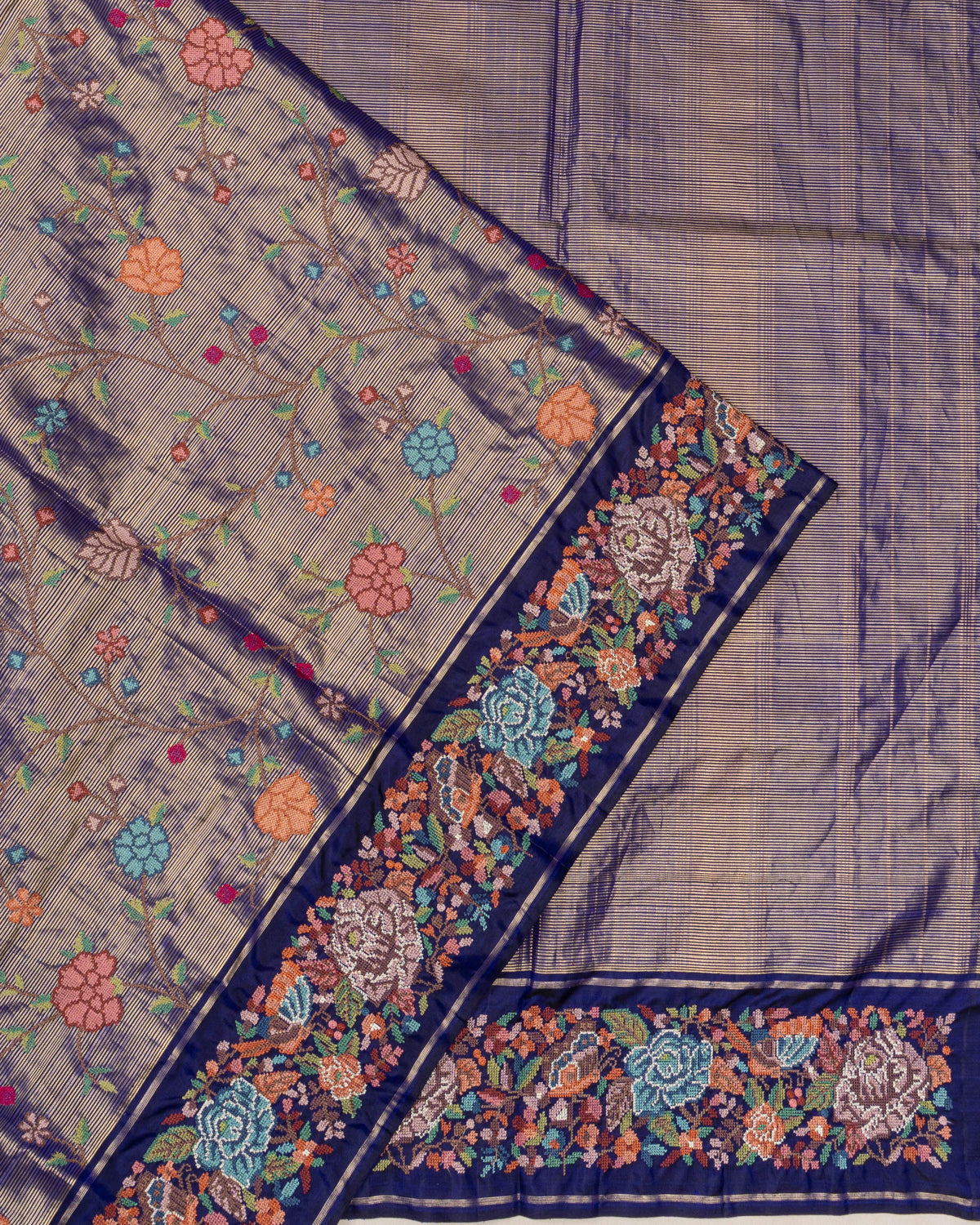 Kanchipuram Silk Lines And Jaal Dark Blue Saree With Embroidery