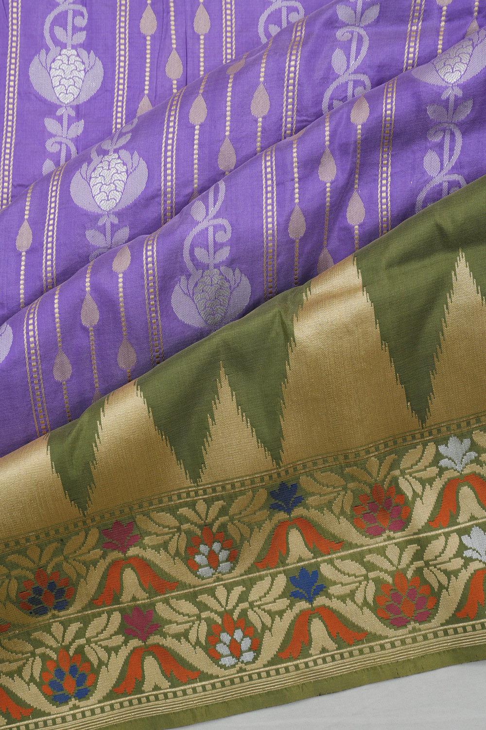Vaanya Banaras Silk Brocade Lavender Saree