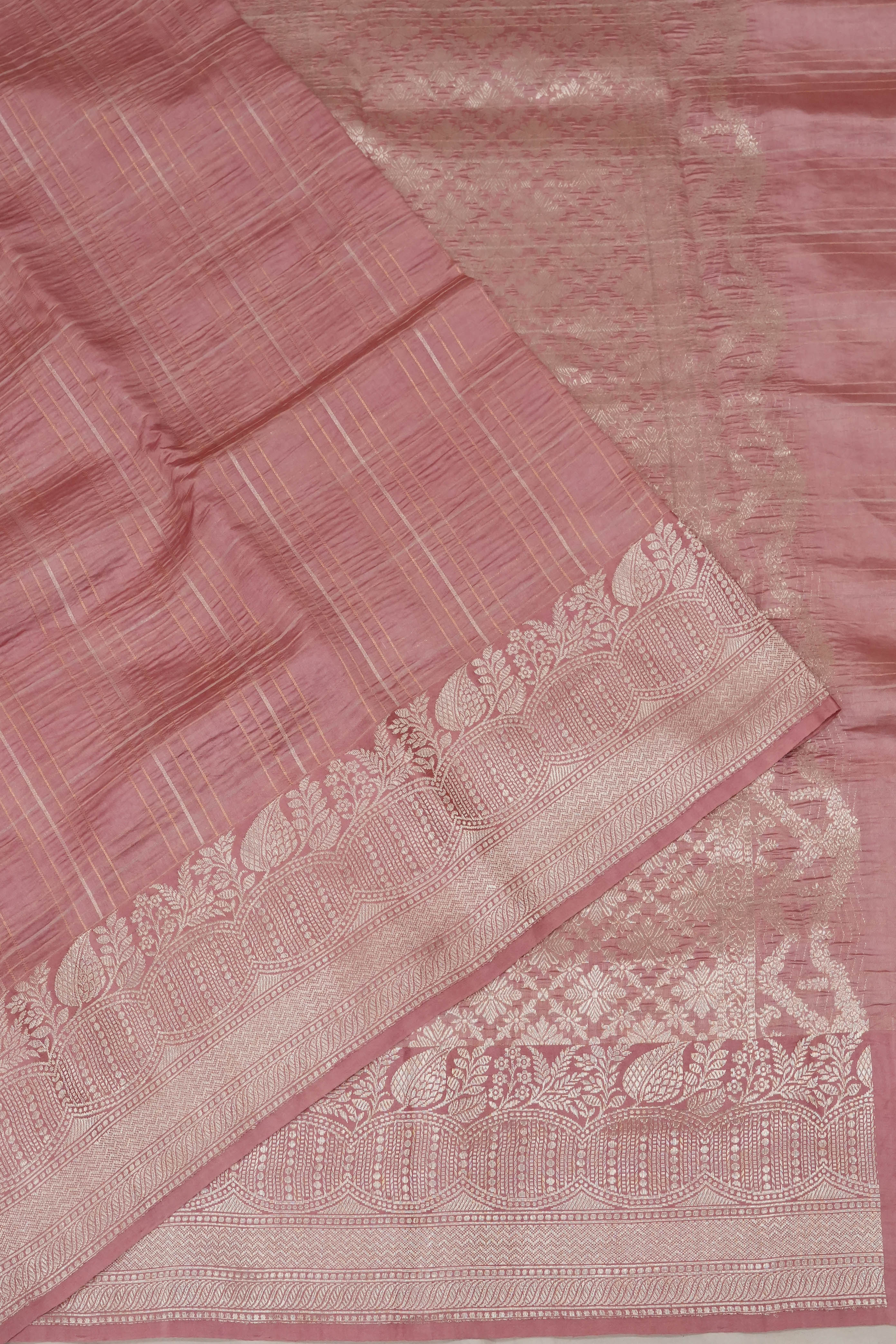 Vaanya Banaras Silk Checks Pink Saree