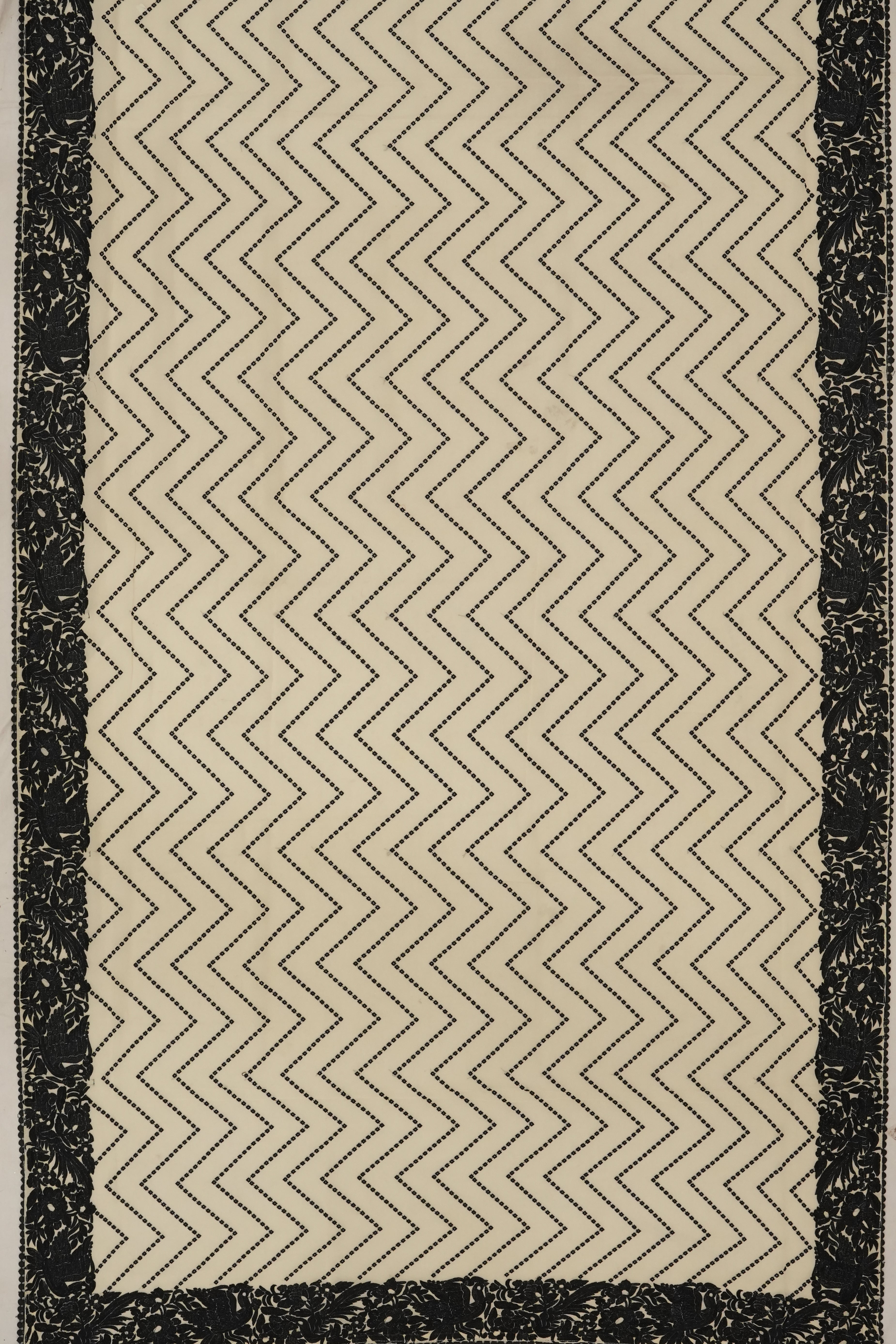 Georgette Embroidery Zig Zag Lines Cream Saree