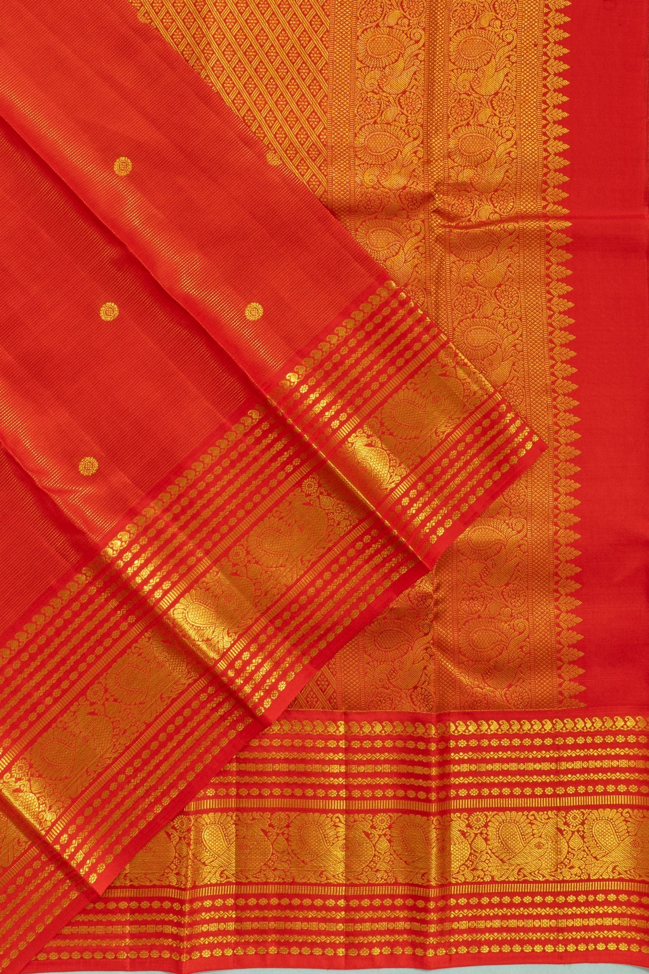 Taranga Kanchi Silk Checks And Butta Red Saree