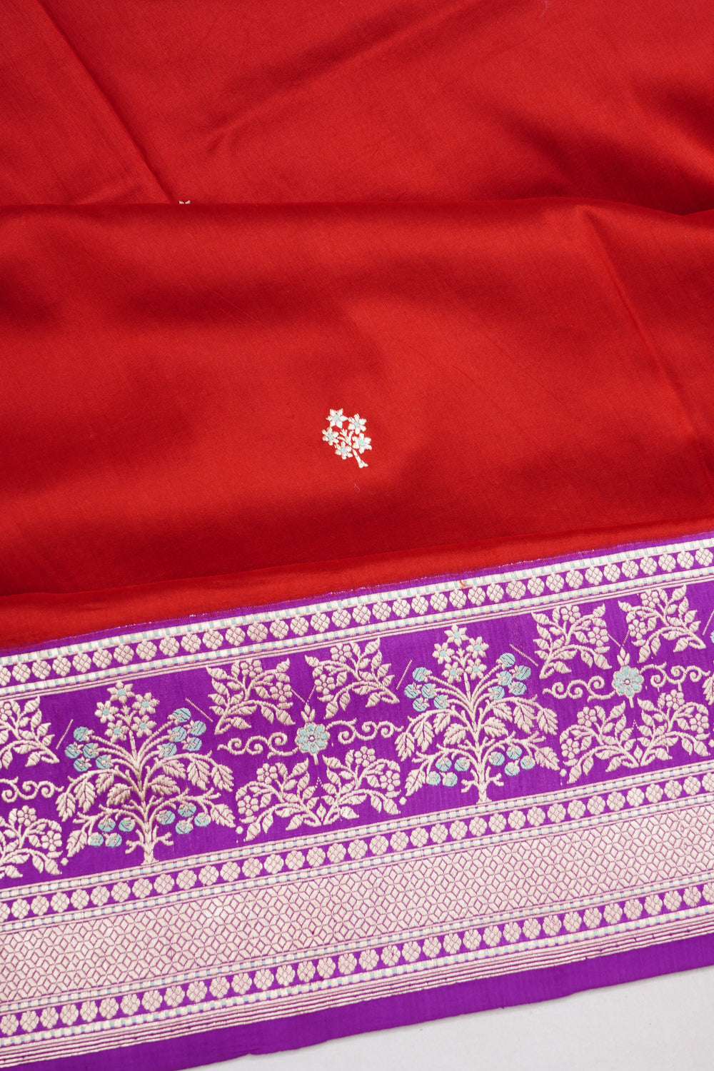 Banarasi Katan Silk Butta Red Saree
