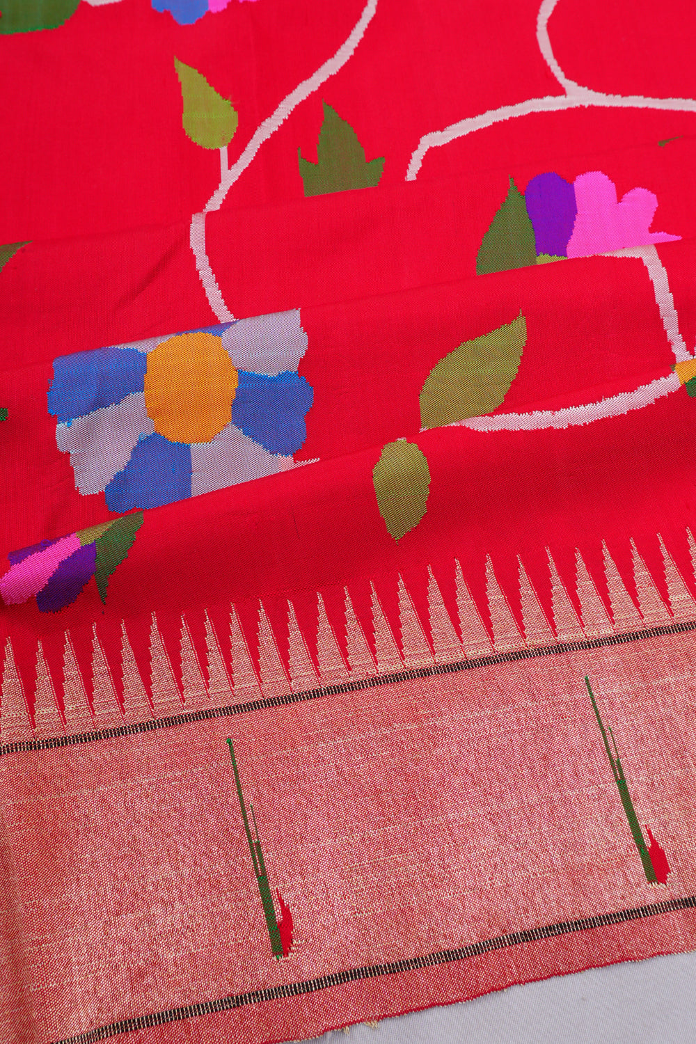 Paithani Silk All Over Jaal Red Saree With Single Muniya Border