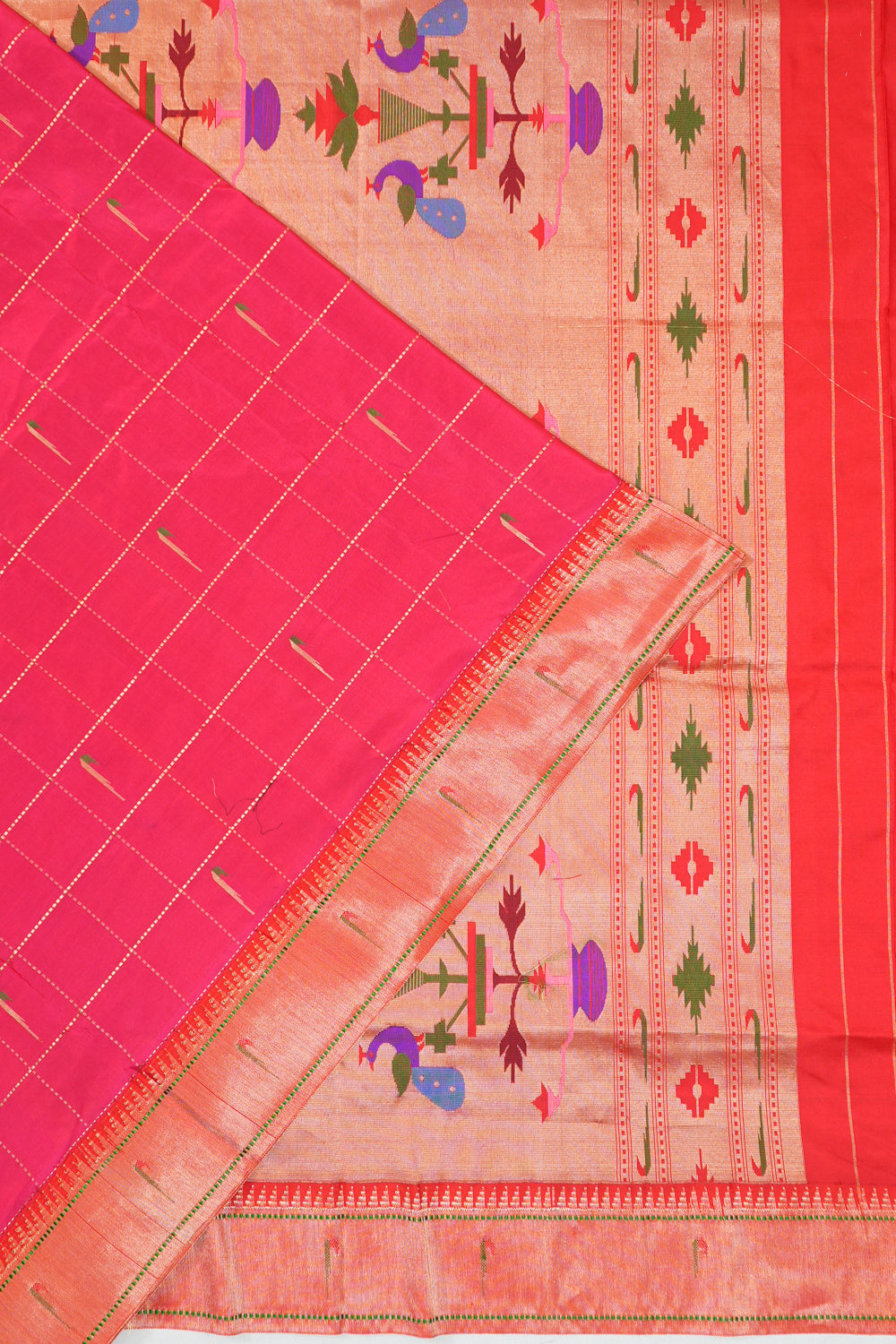 Muniya Silk Butta Pink Saree With Single Muniya Border
