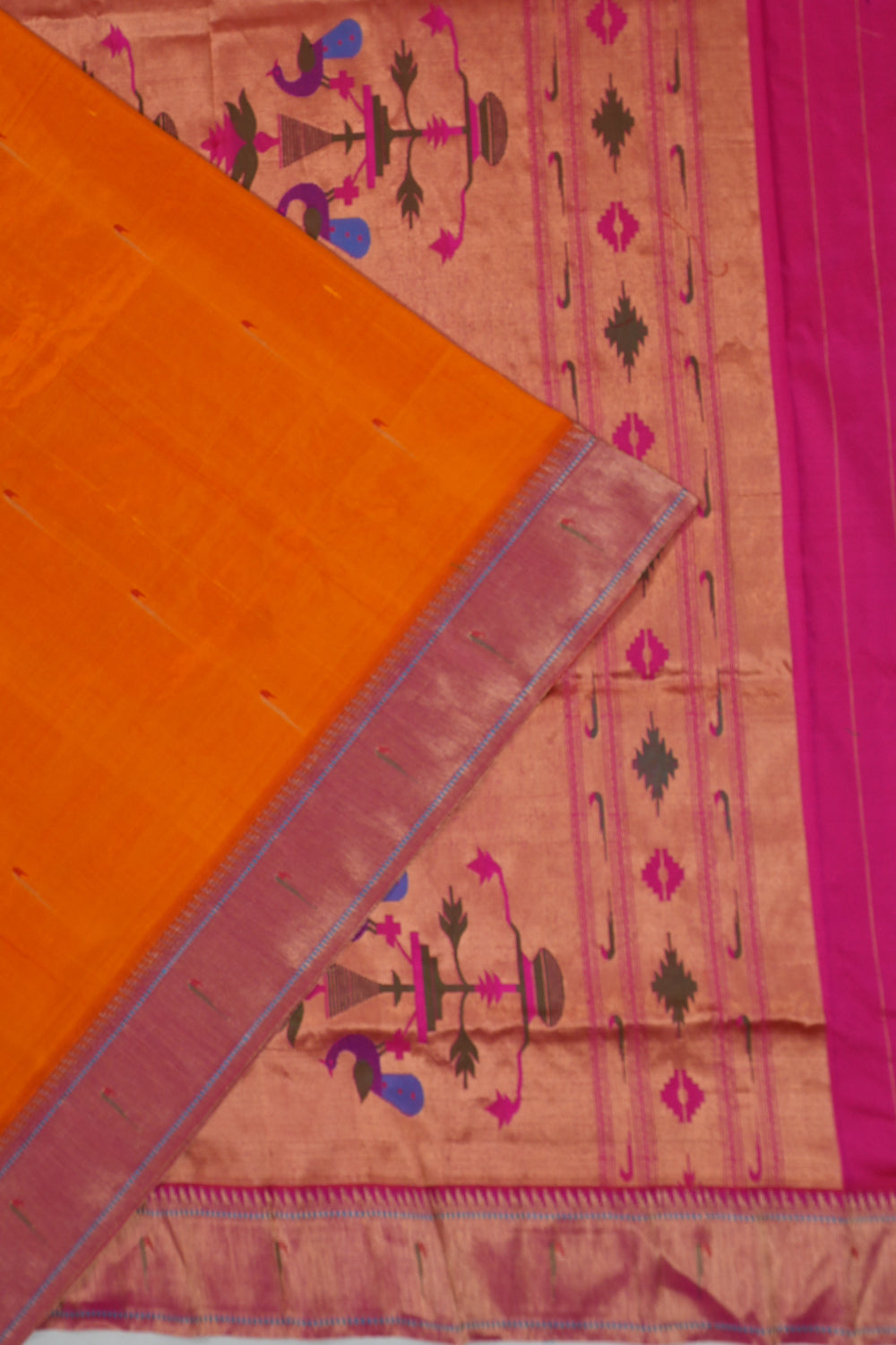Muniya Silk Butta Orange Saree With Single Muniya Border