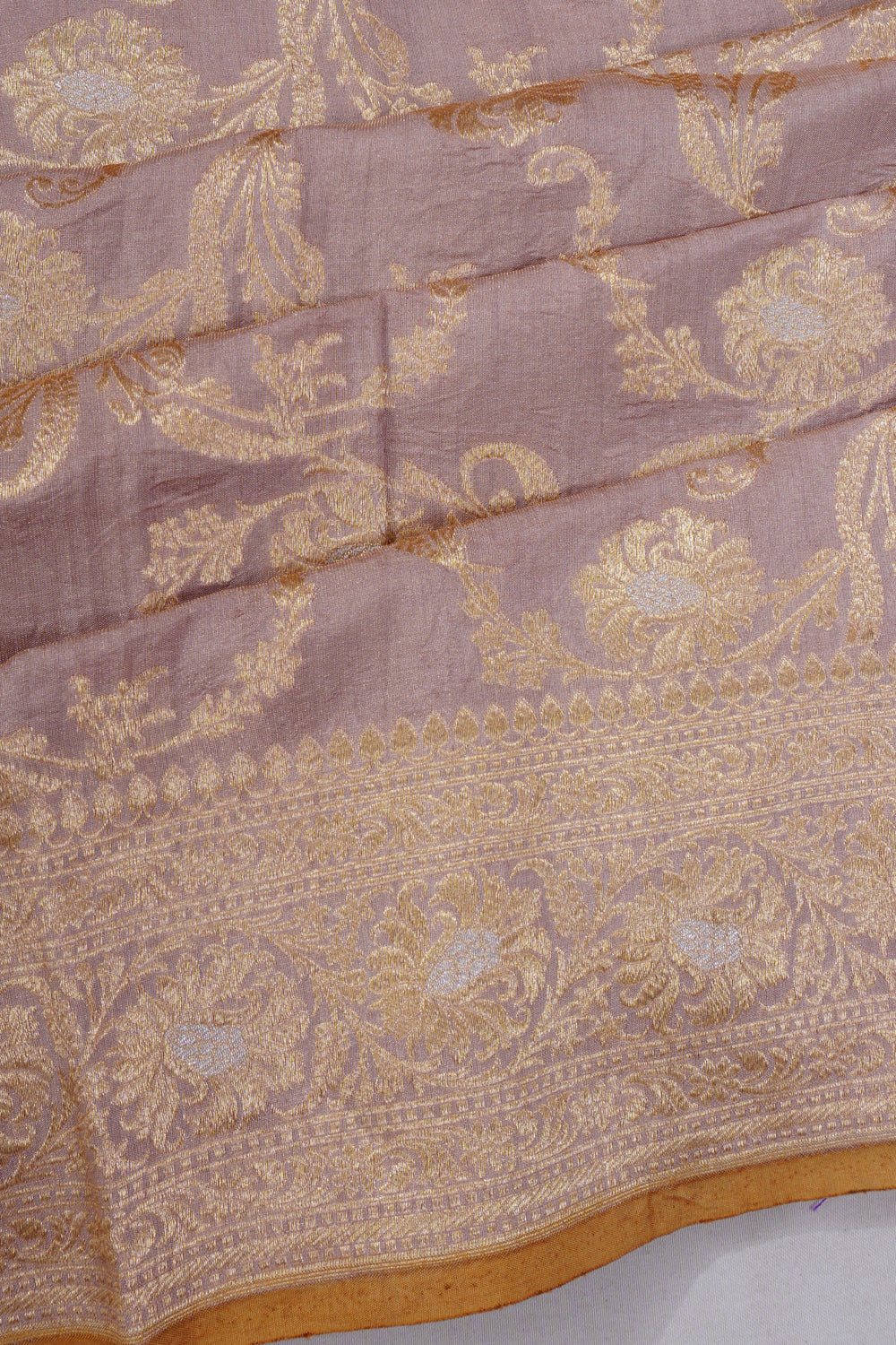 Vaanya Banaras Silk Jaal Lilac Saree