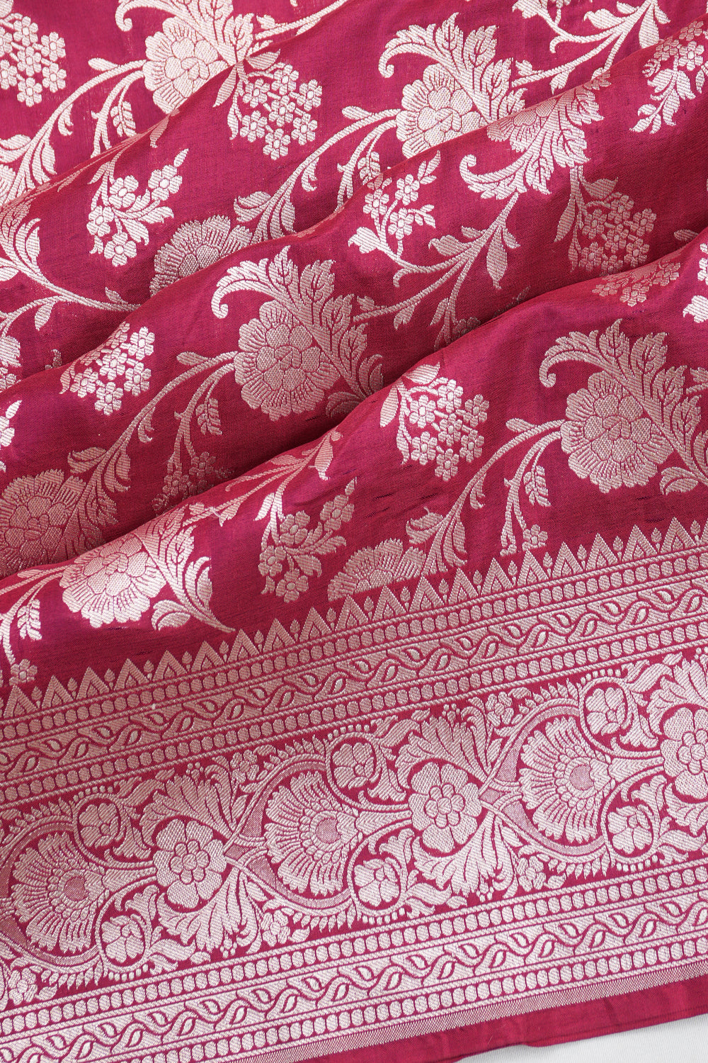 Vaanya Banaras Silk Brocade Purple Saree