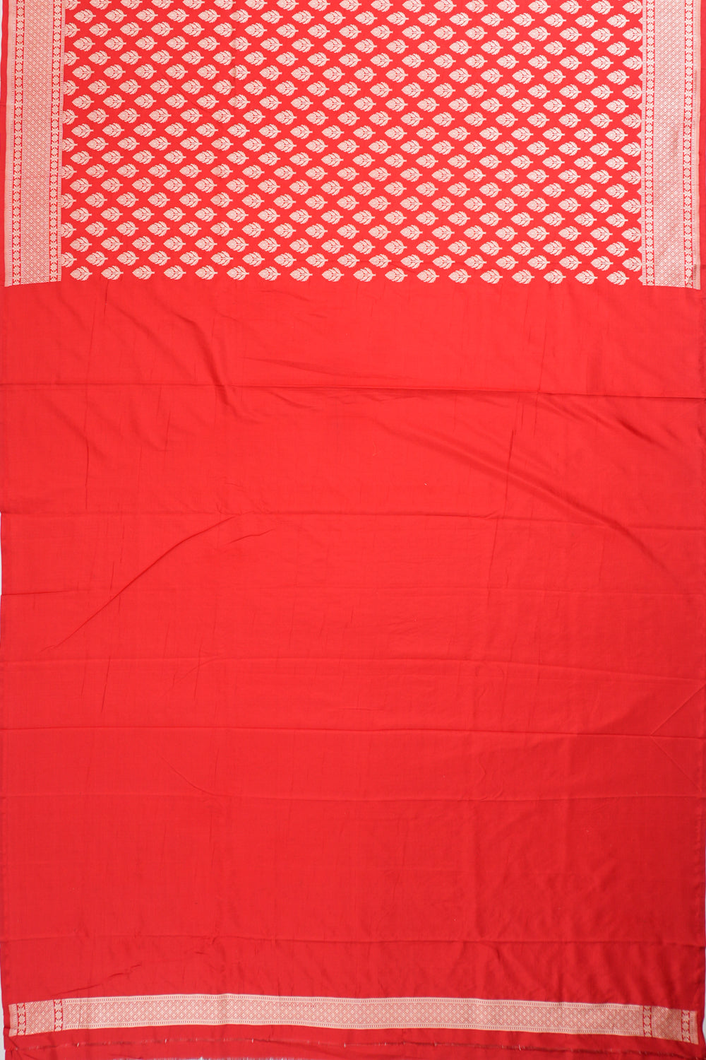 Vaanya Banaras Silk Brocade Red Saree