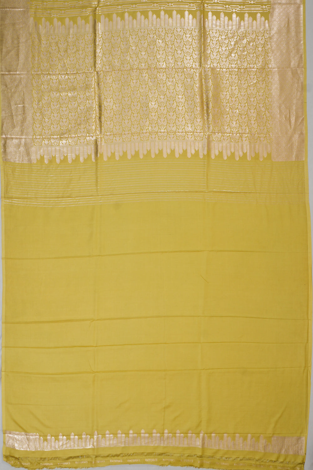 Vaanya Banaras Silk Brocade Green Saree