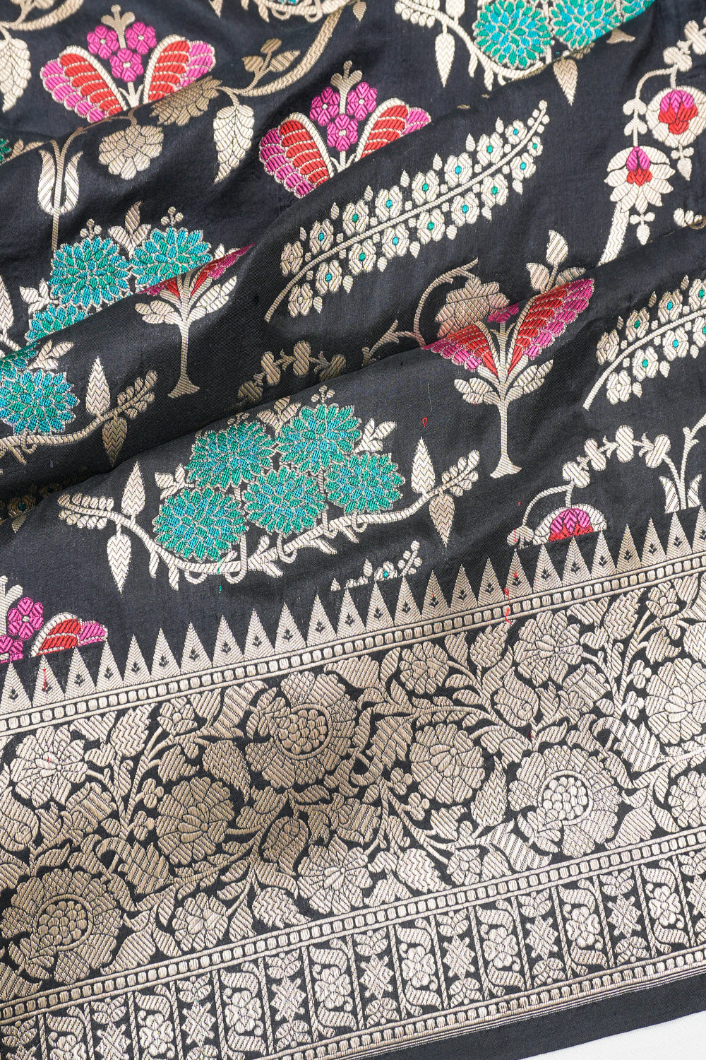 Vaanya Banaras Silk Brocade Black Saree