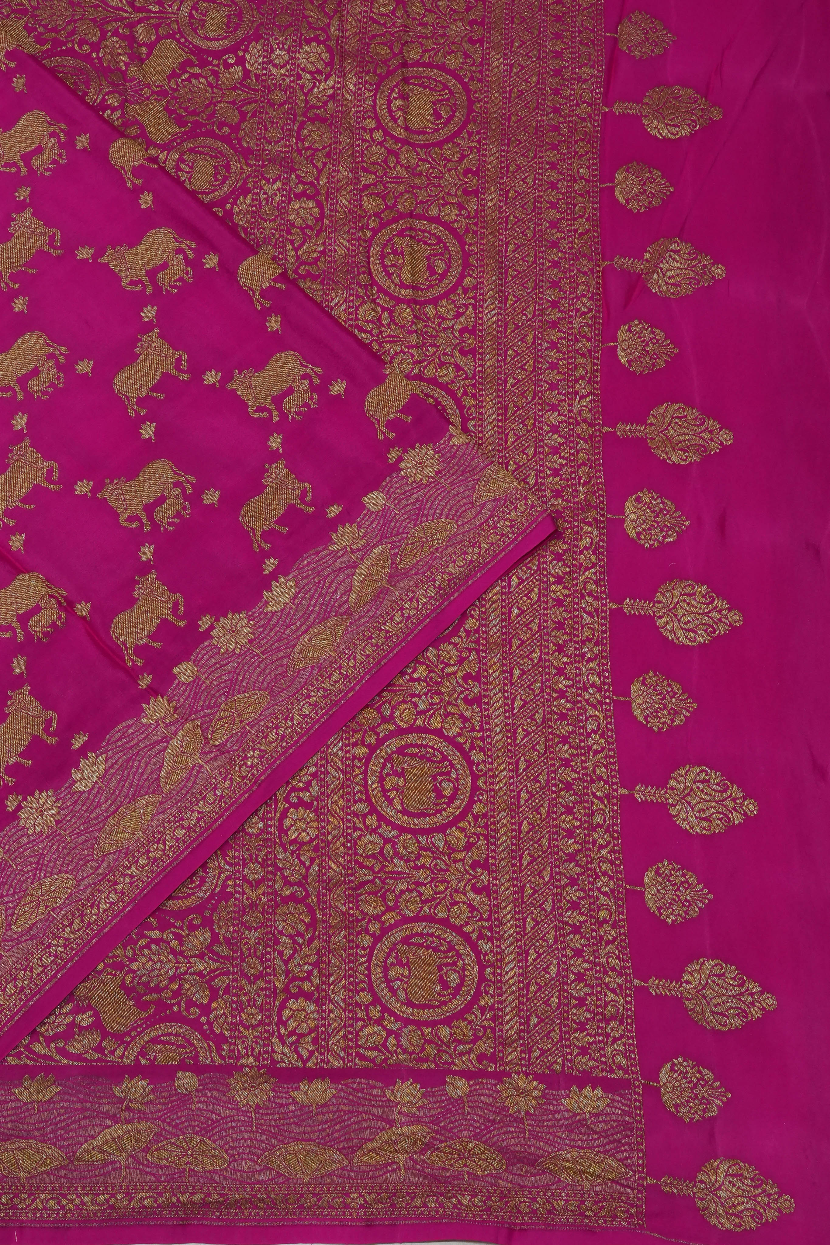 Vaanya Banaras Georgette Brocade Pink Saree