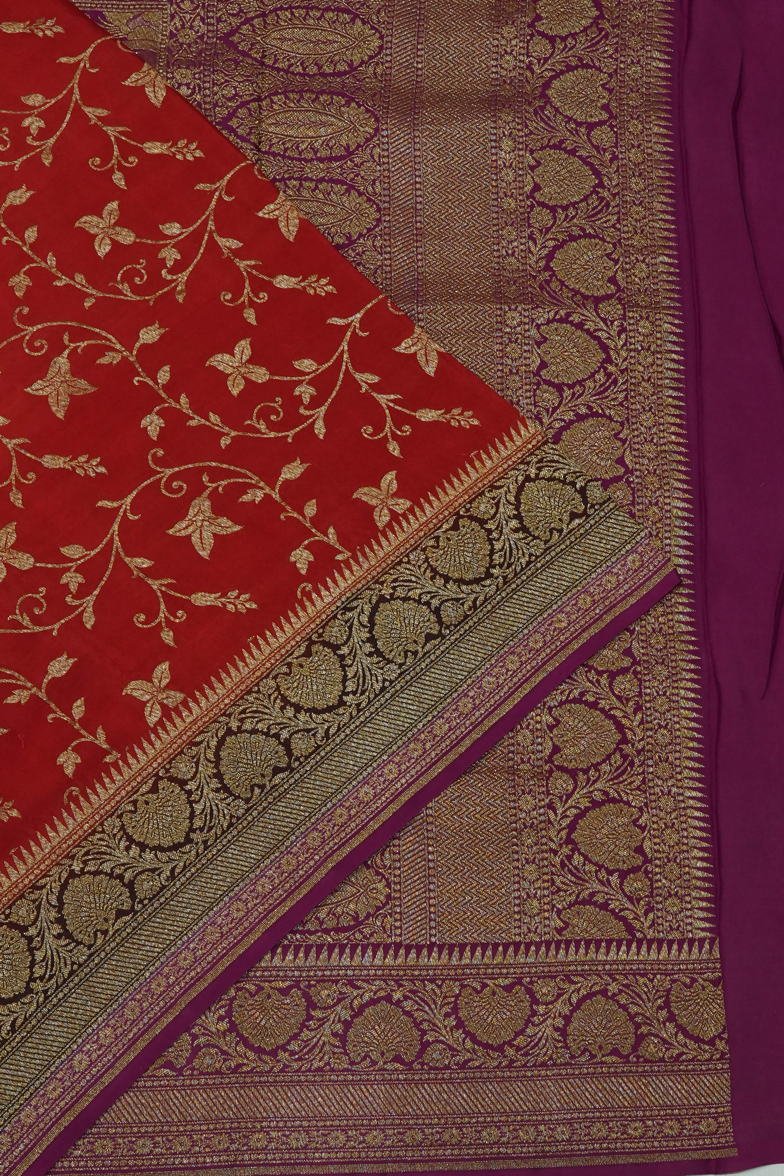 Vaanya Banaras Georgette Brocade Red Saree