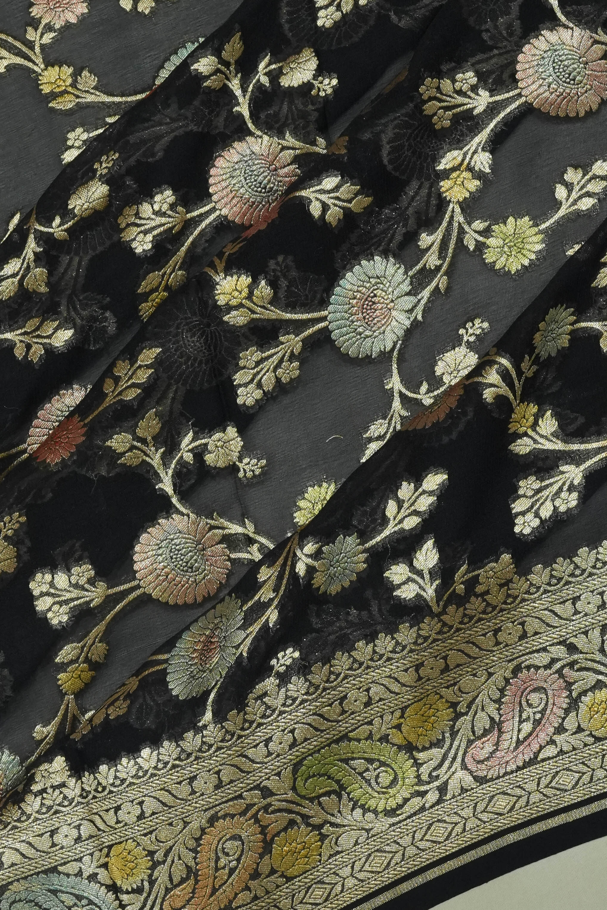 Vaanya Banaras Georgette Brocade Black Saree
