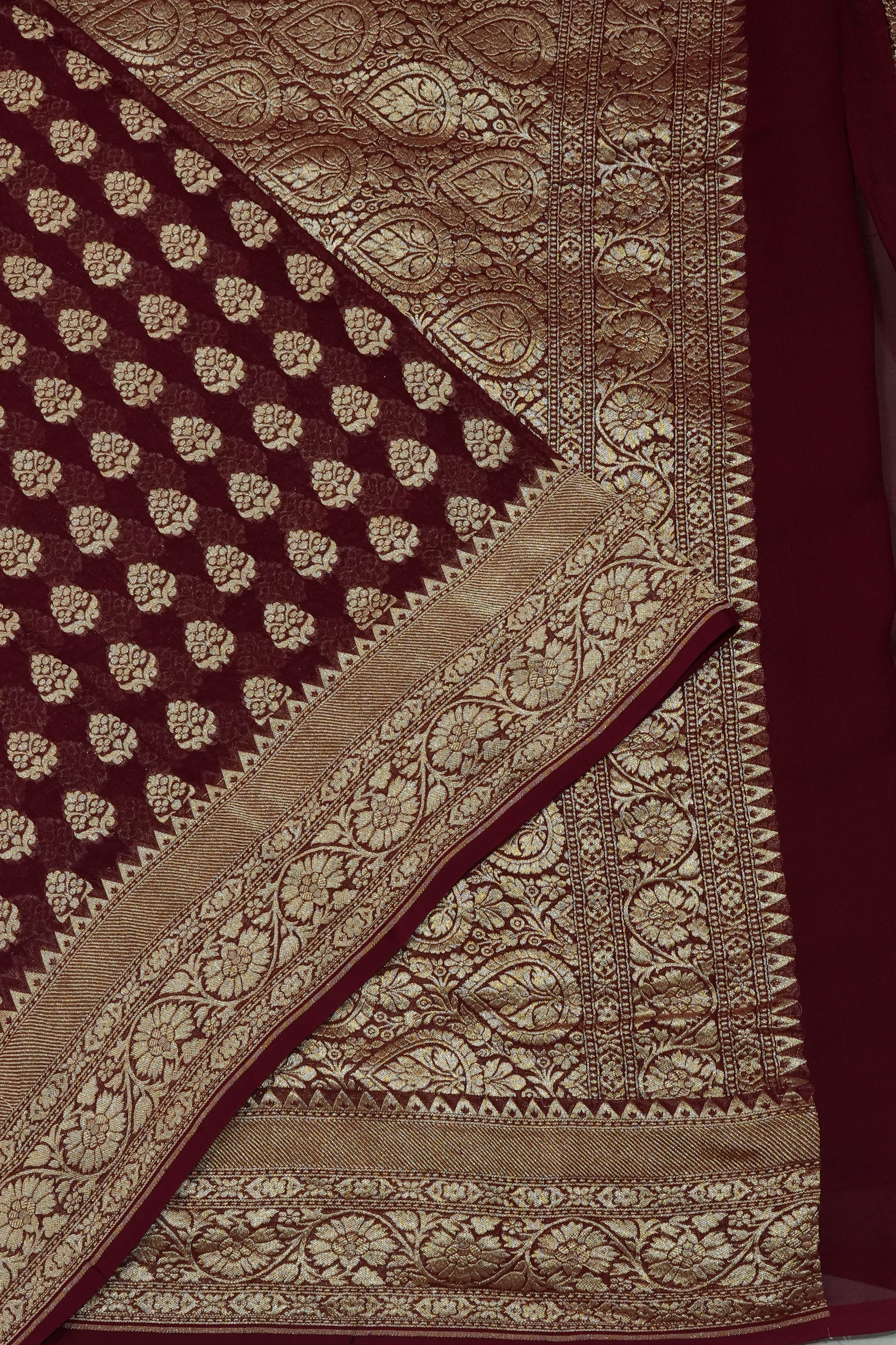 Vaanya Banaras Georgette Brocade Maroon Saree