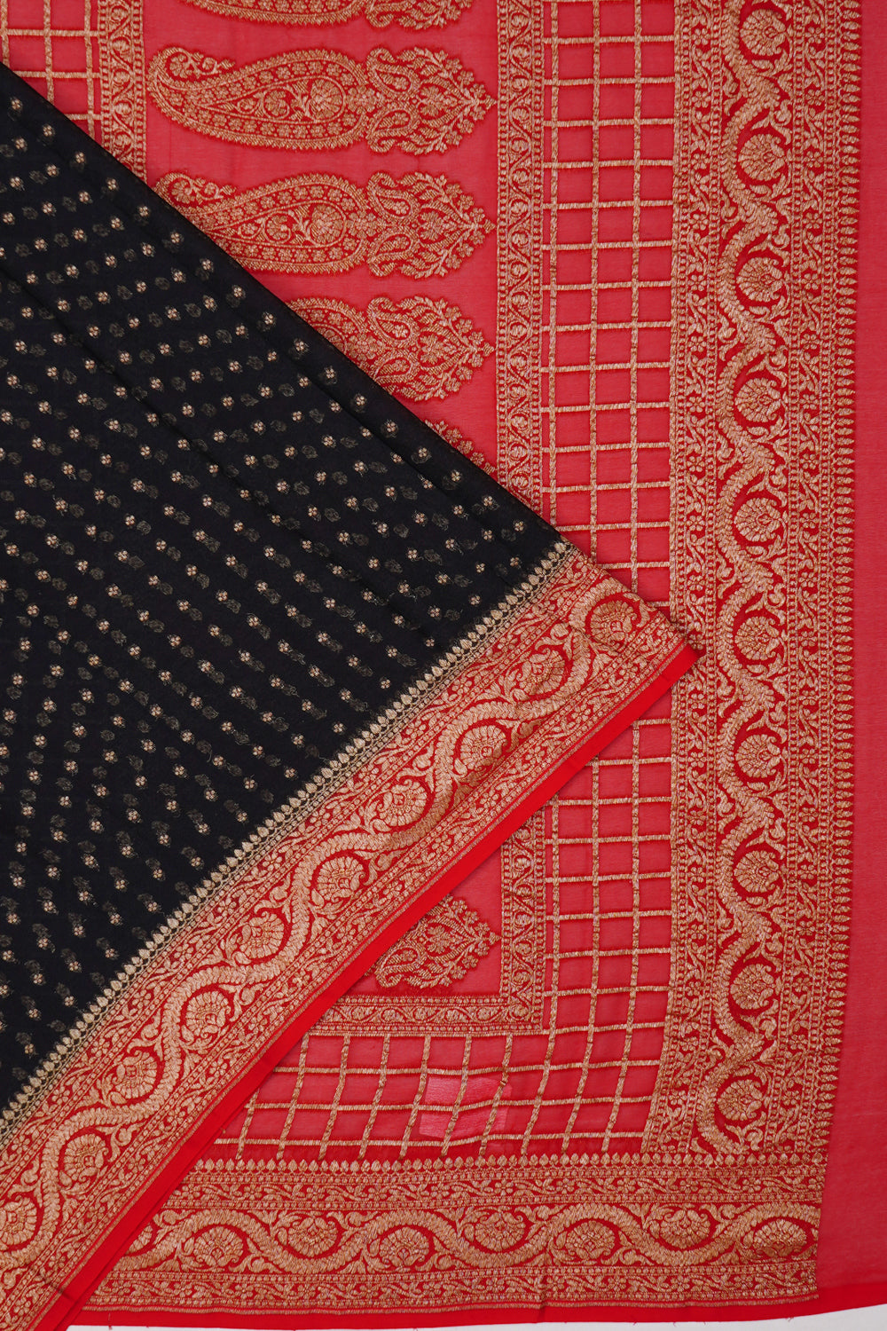 Vaanya Banaras Georgette Brocade Black Saree