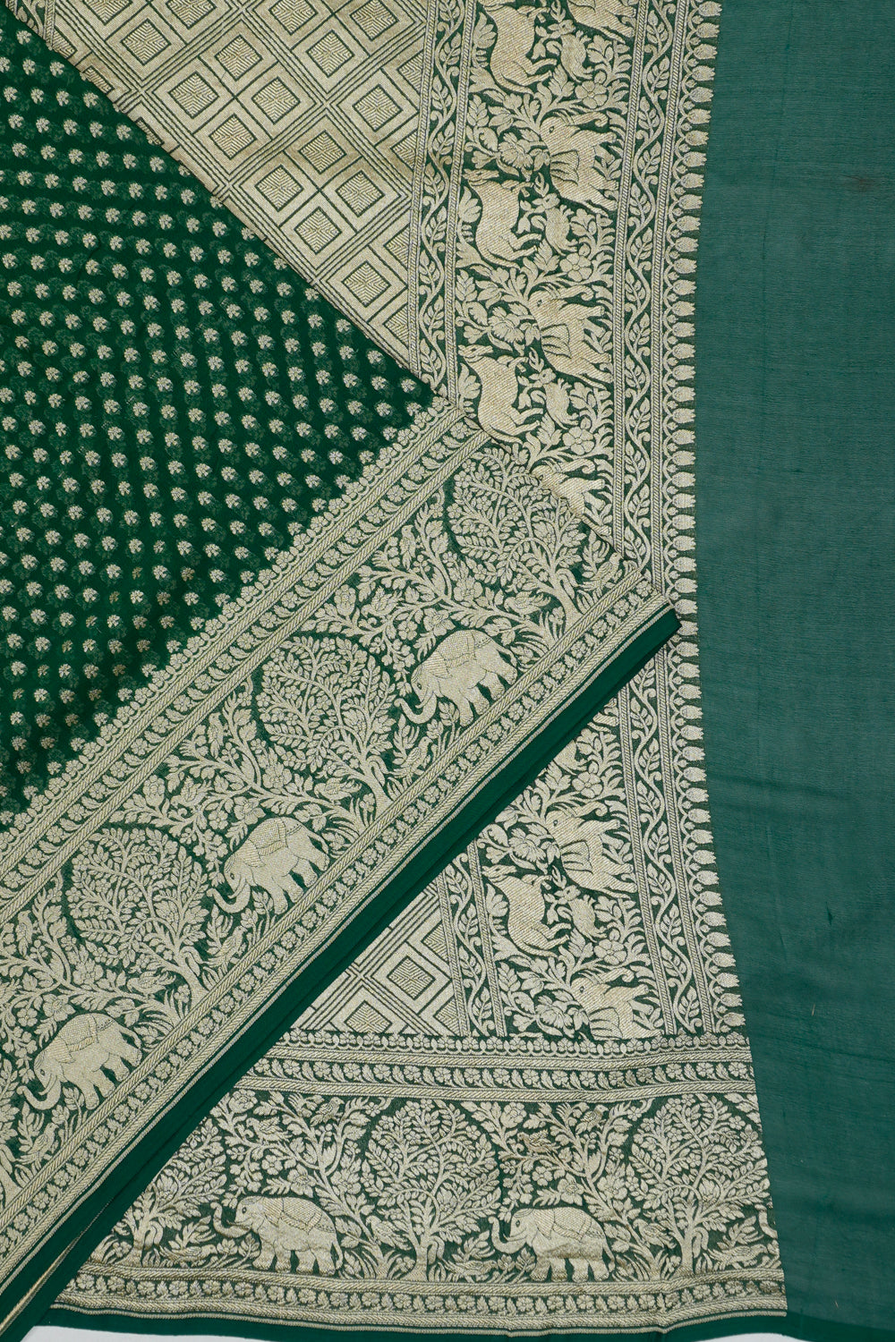 Vaanya Banaras Georgette Brocade Green Saree