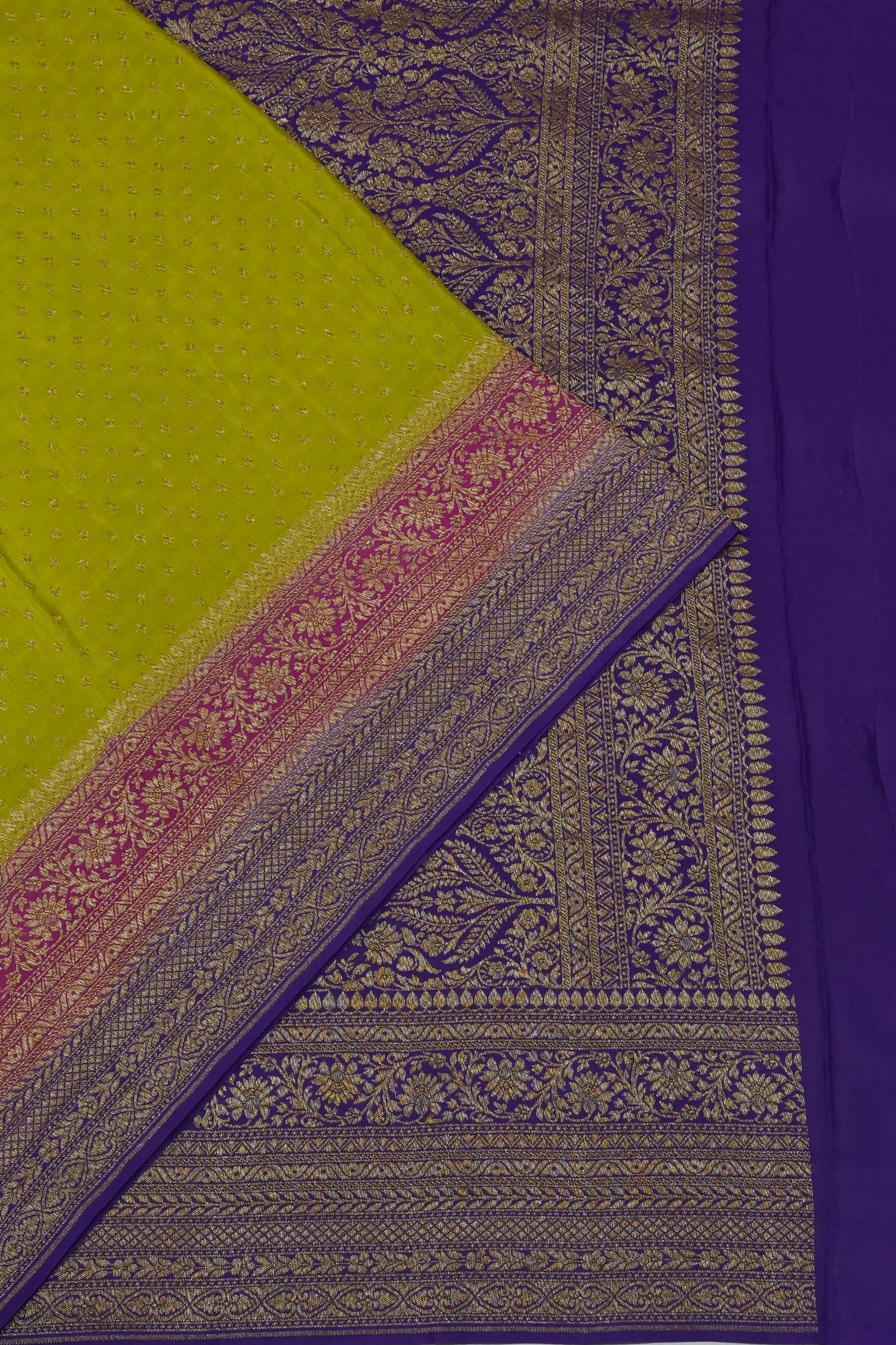 Vaanya Banaras Georgette Brocade Green Saree