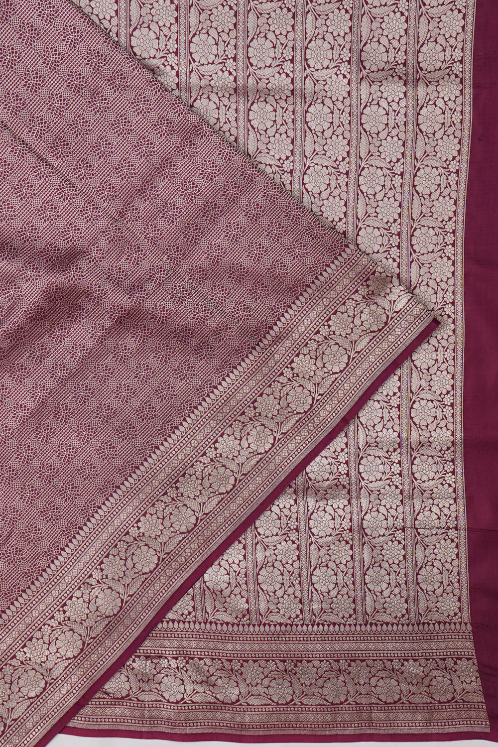 Vaanya Banaras Silk Brocade Maroon Saree
