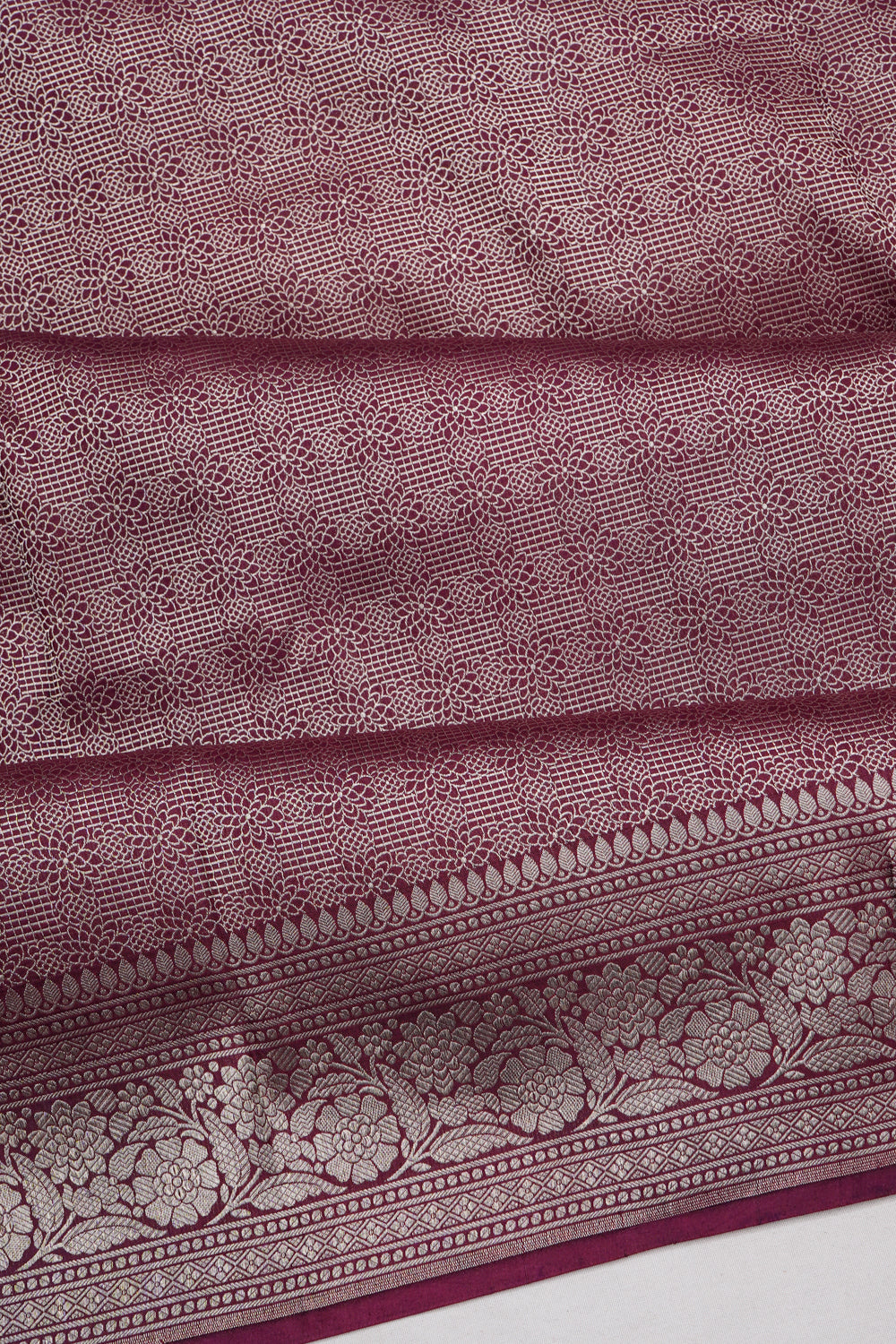 Vaanya Banaras Silk Brocade Maroon Saree