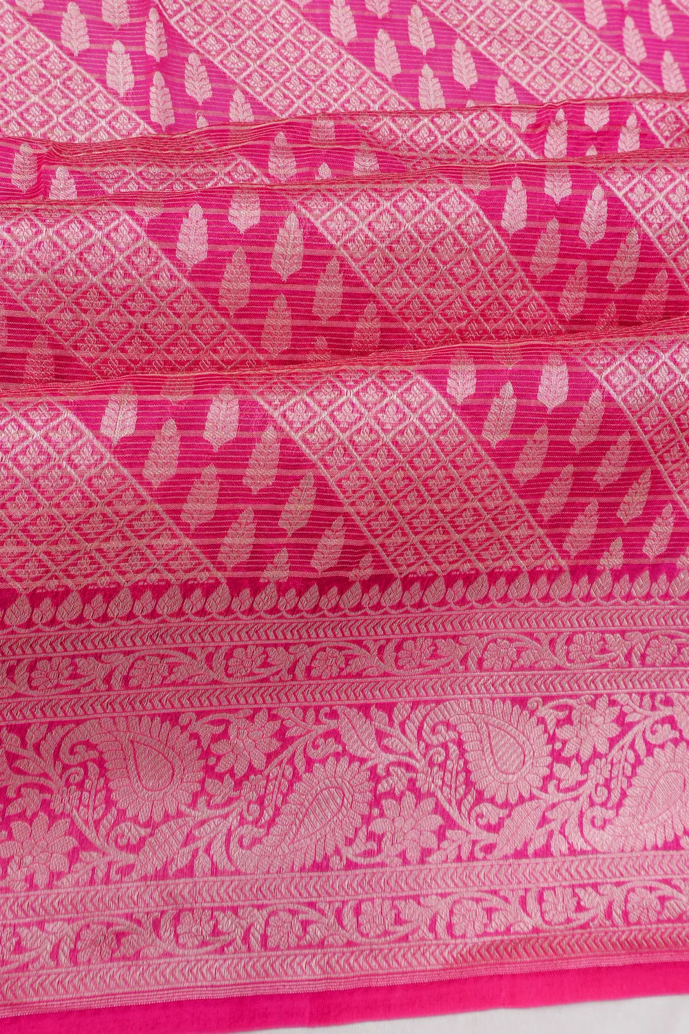 Vaanya Banaras Silk Brocade Pink Saree