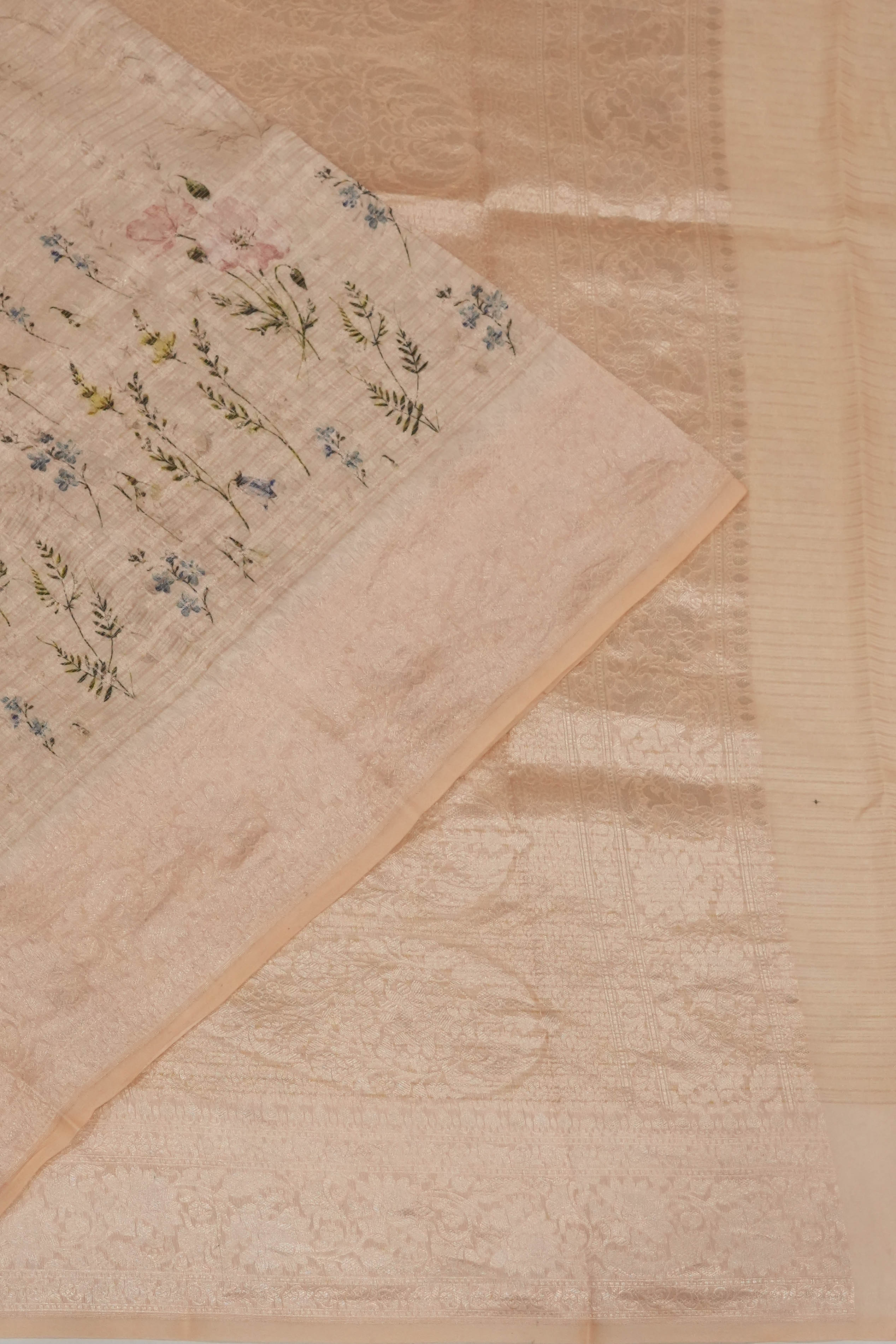 Vaanya Banaras Silk Brocade Peach Saree