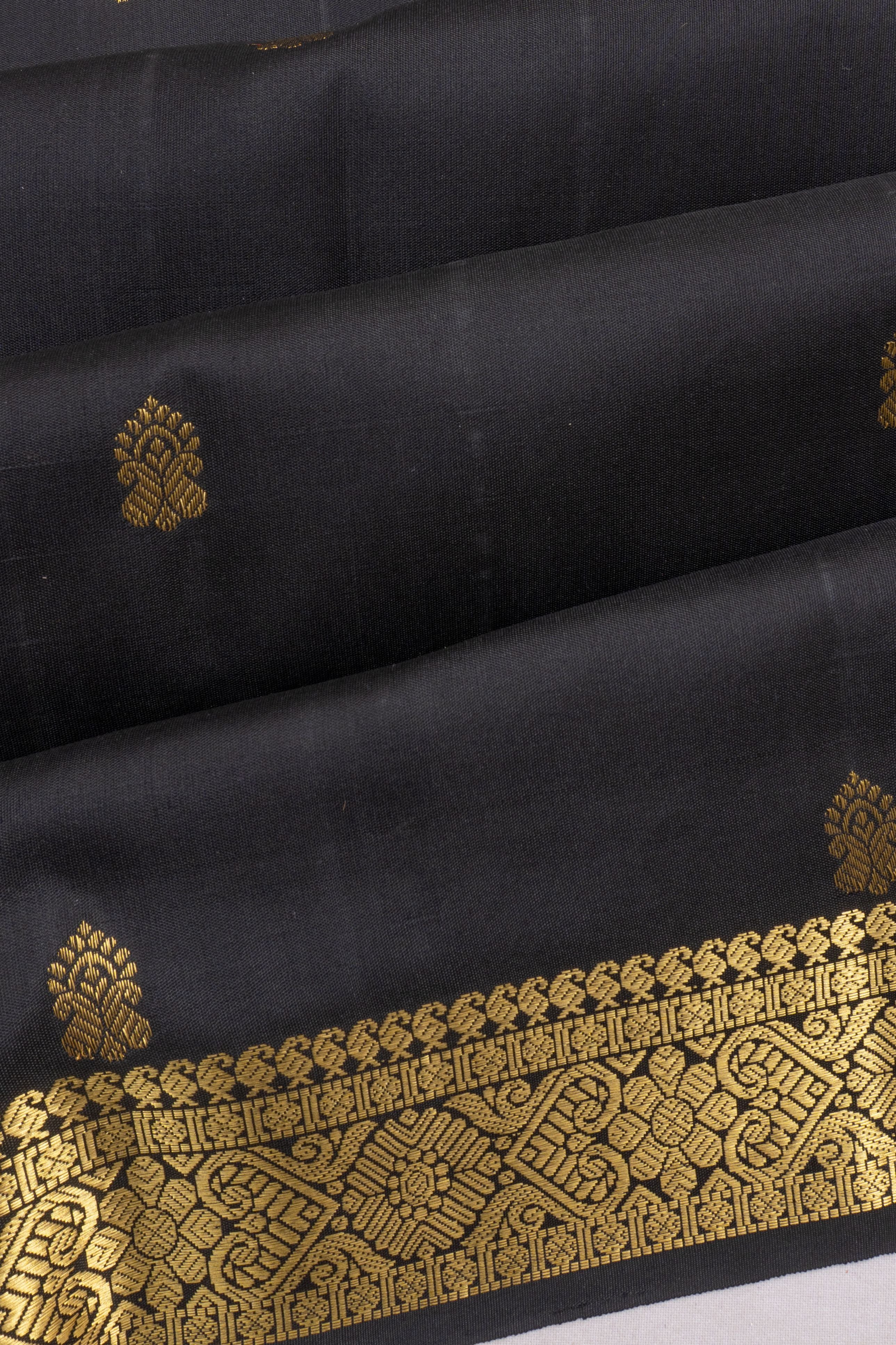 Gadwal Silk Butta Black Saree