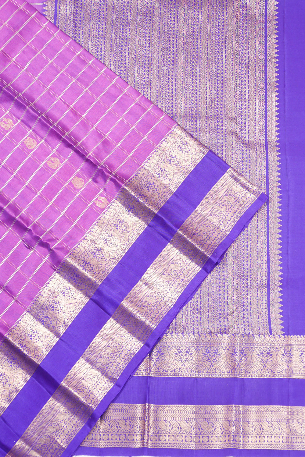 Taranga Kanchi Silk Checks And Butta Pink Saree With Rettai Pettu Border