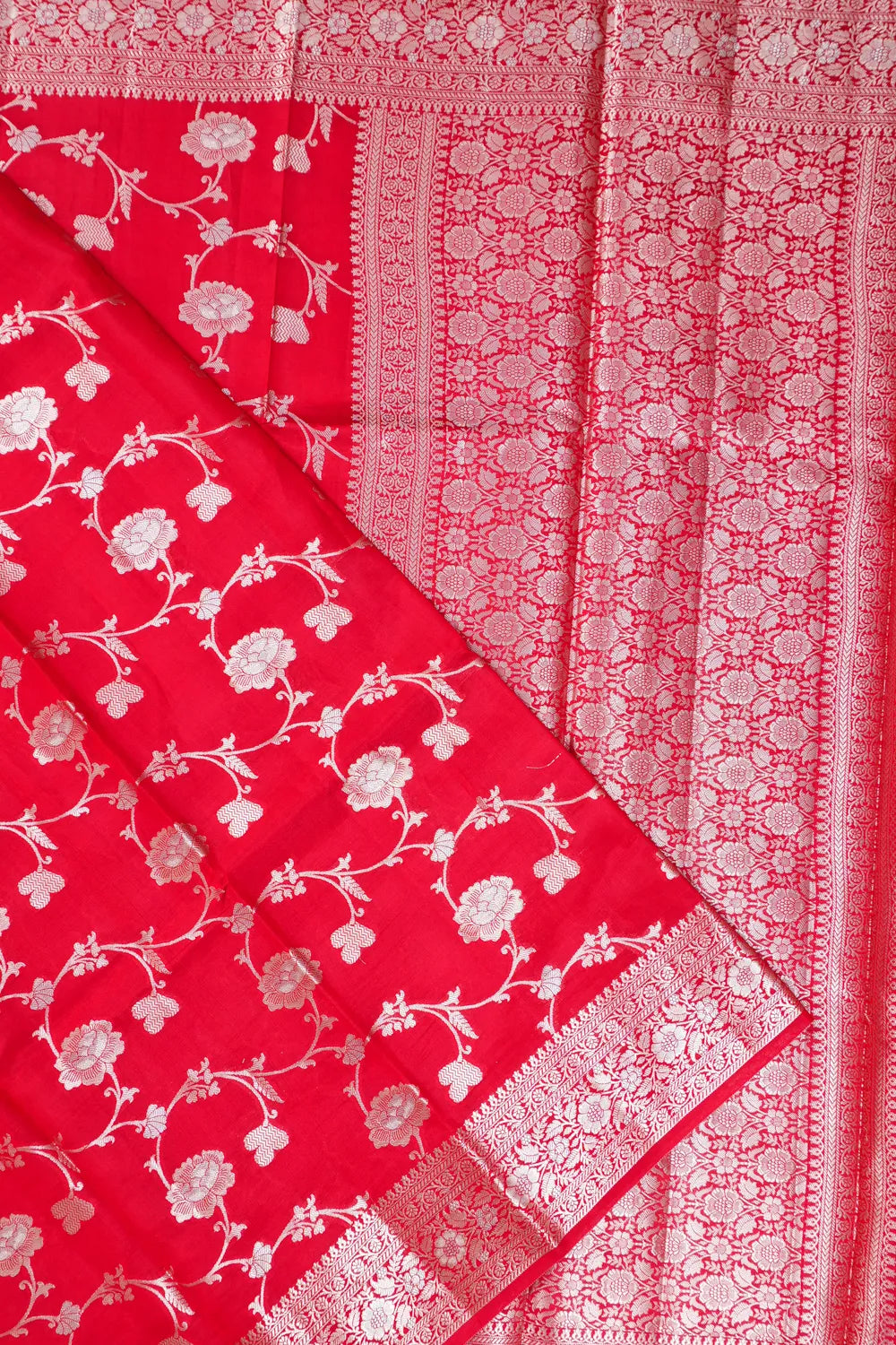 Vaanya Banaras Silk Jaal Red Saree