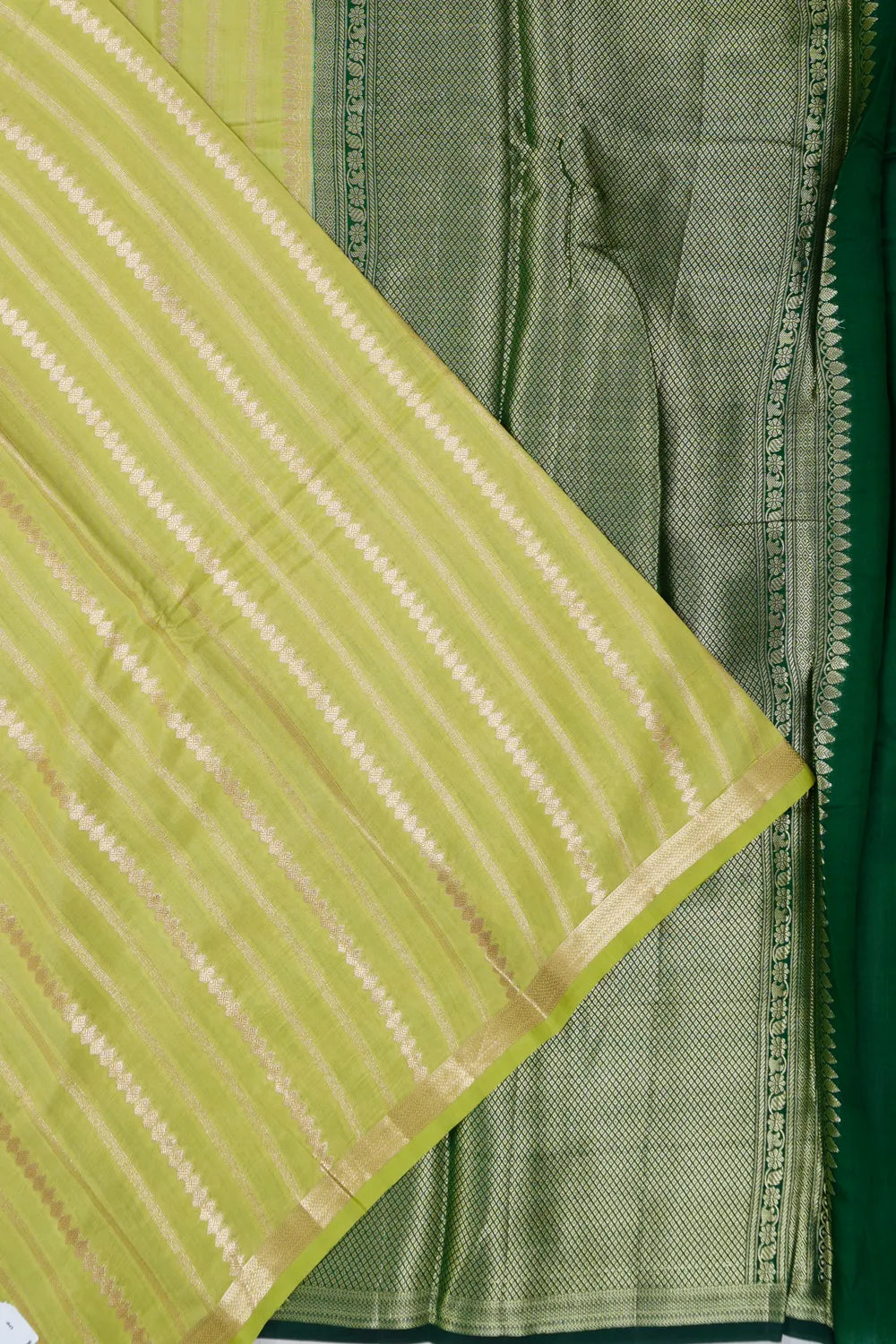 Vaanya Banaras Silk Lines Pista Green Saree