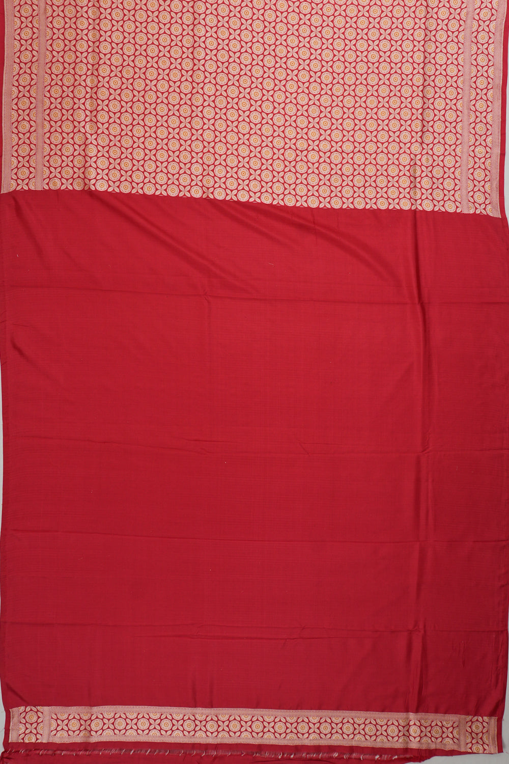 Vaanya Banaras Silk Brocade Red Saree