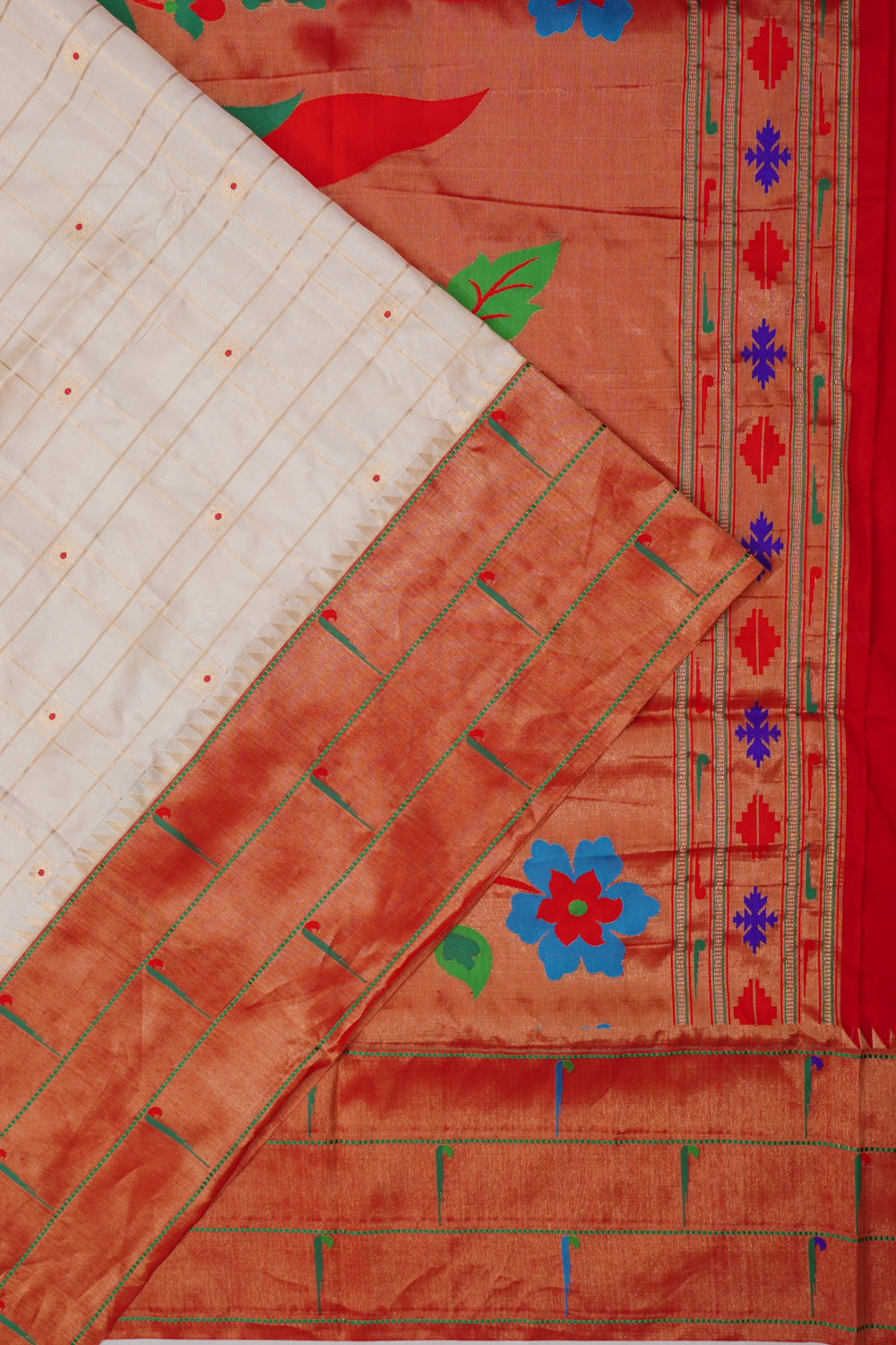 Muniya Silk Checks And Butta Cream Saree With Triple Muniya Border