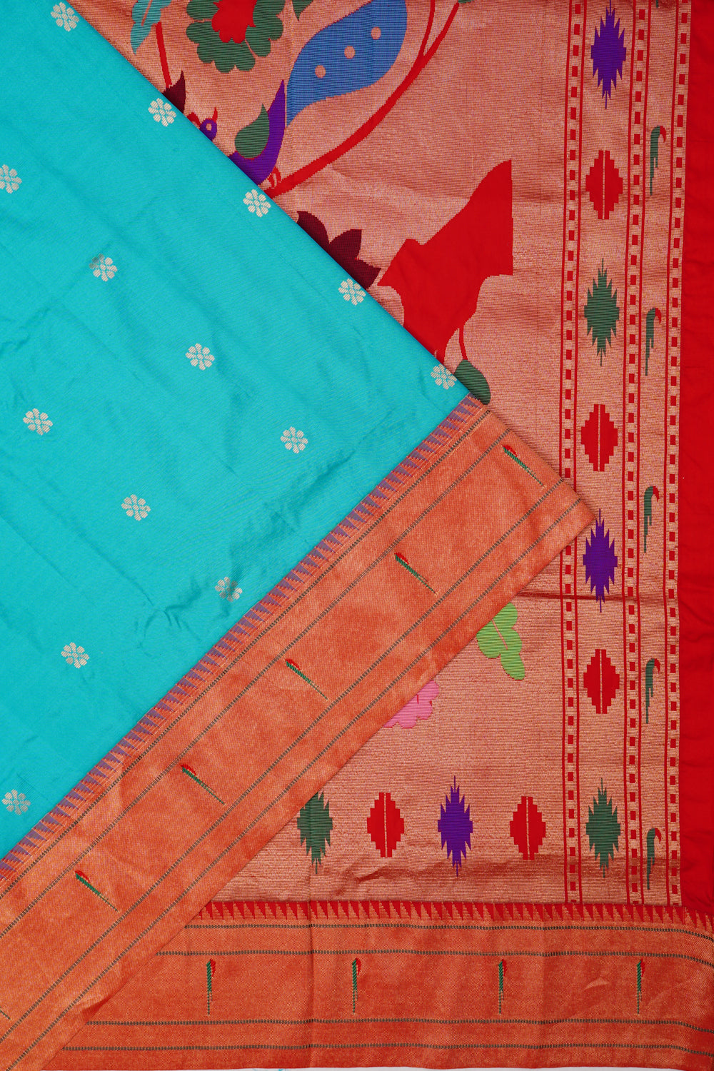 Muniya Silk Butta Sky Blue Saree With Single Muniya Border