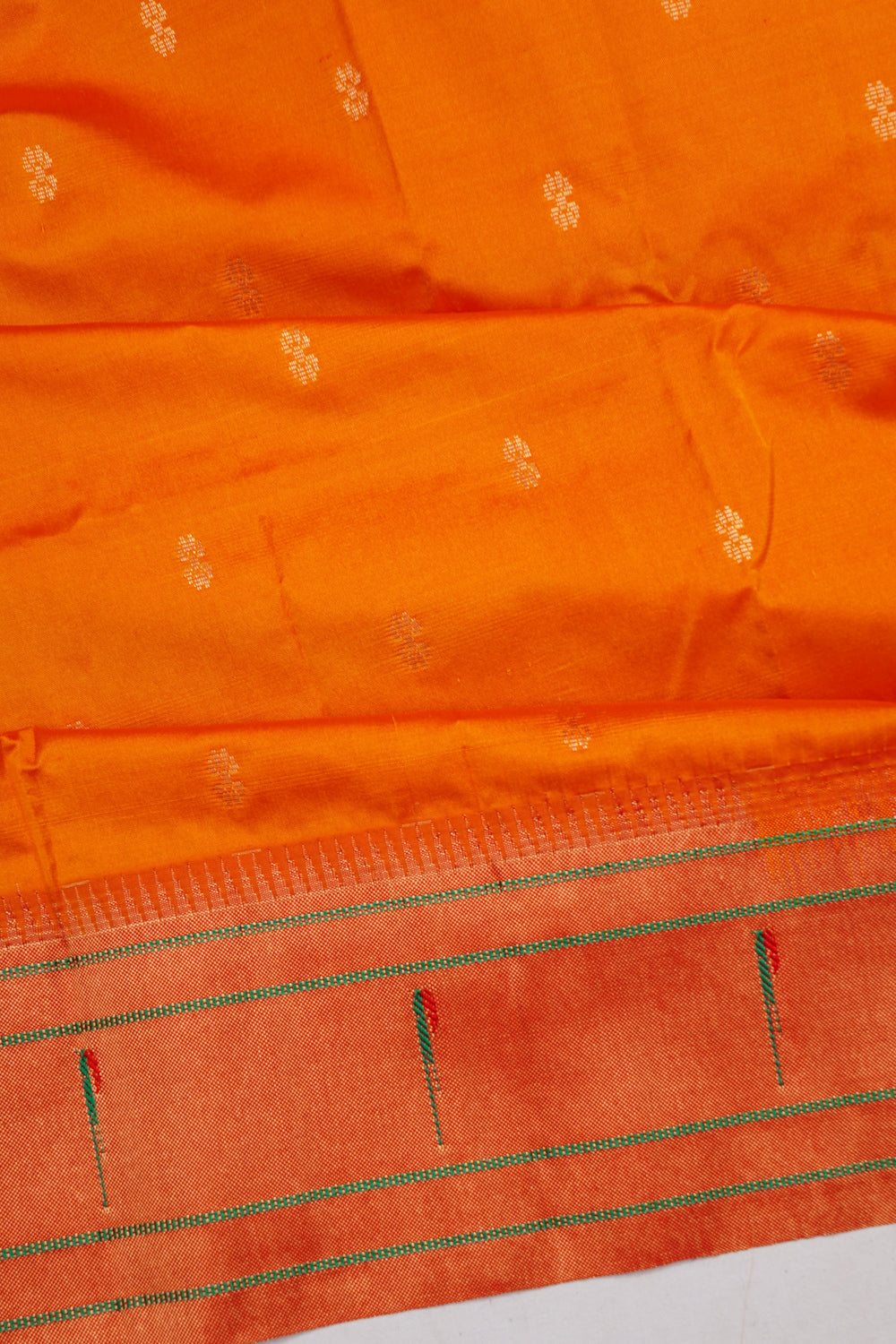 Muniya Silk Butta Yellow Saree With Single Muniya Border