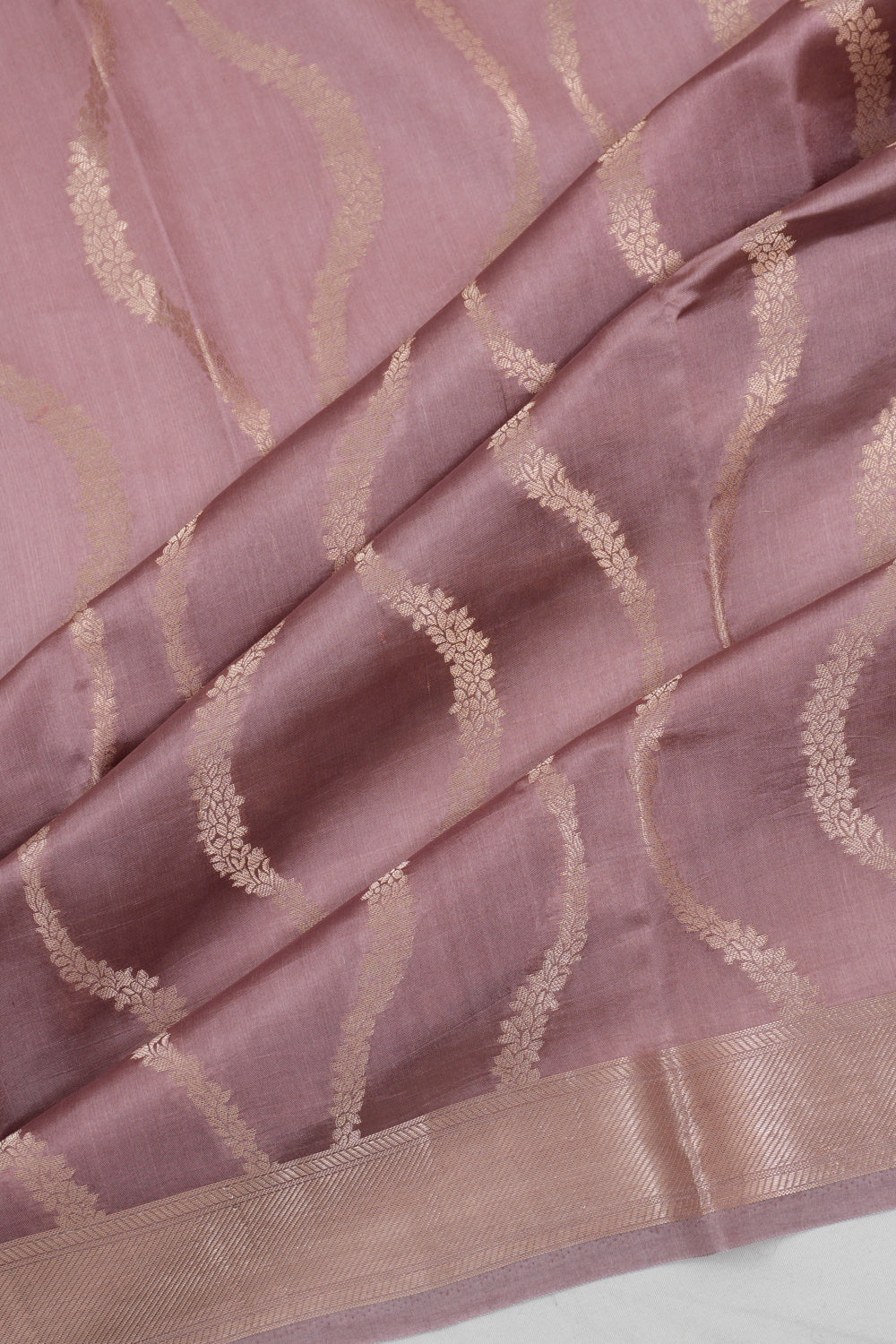Vaanya Banaras Silk Brocade Lavender Saree