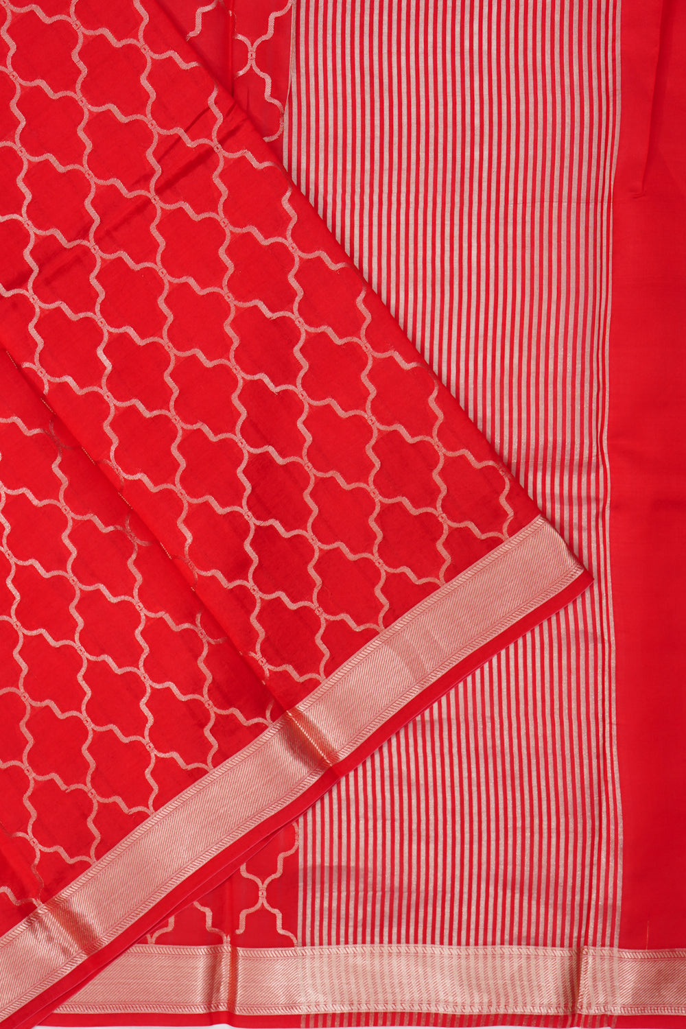 Vaanya Banaras Silk Brocade Red Saree