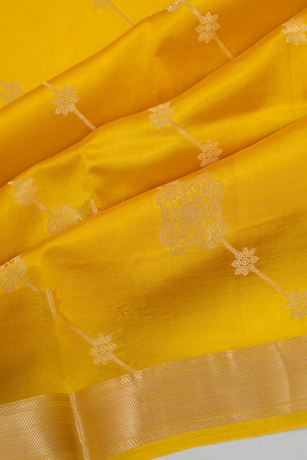 Vaanya Banaras Silk Brocade Yellow Saree