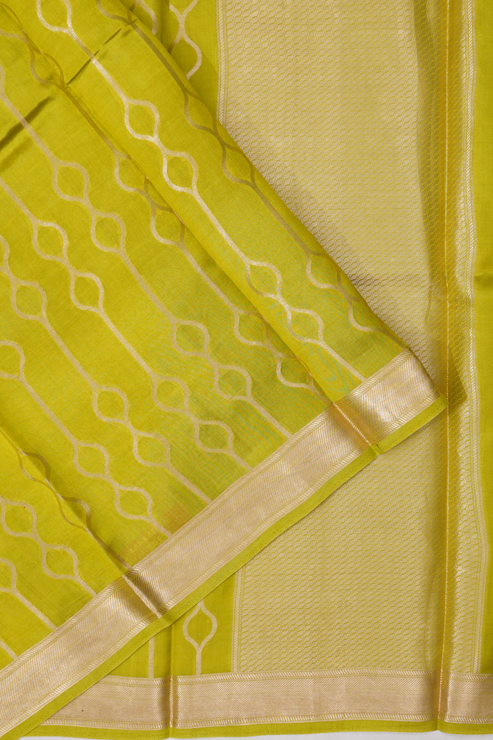 Vaanya Banaras Silk Brocade Green Saree
