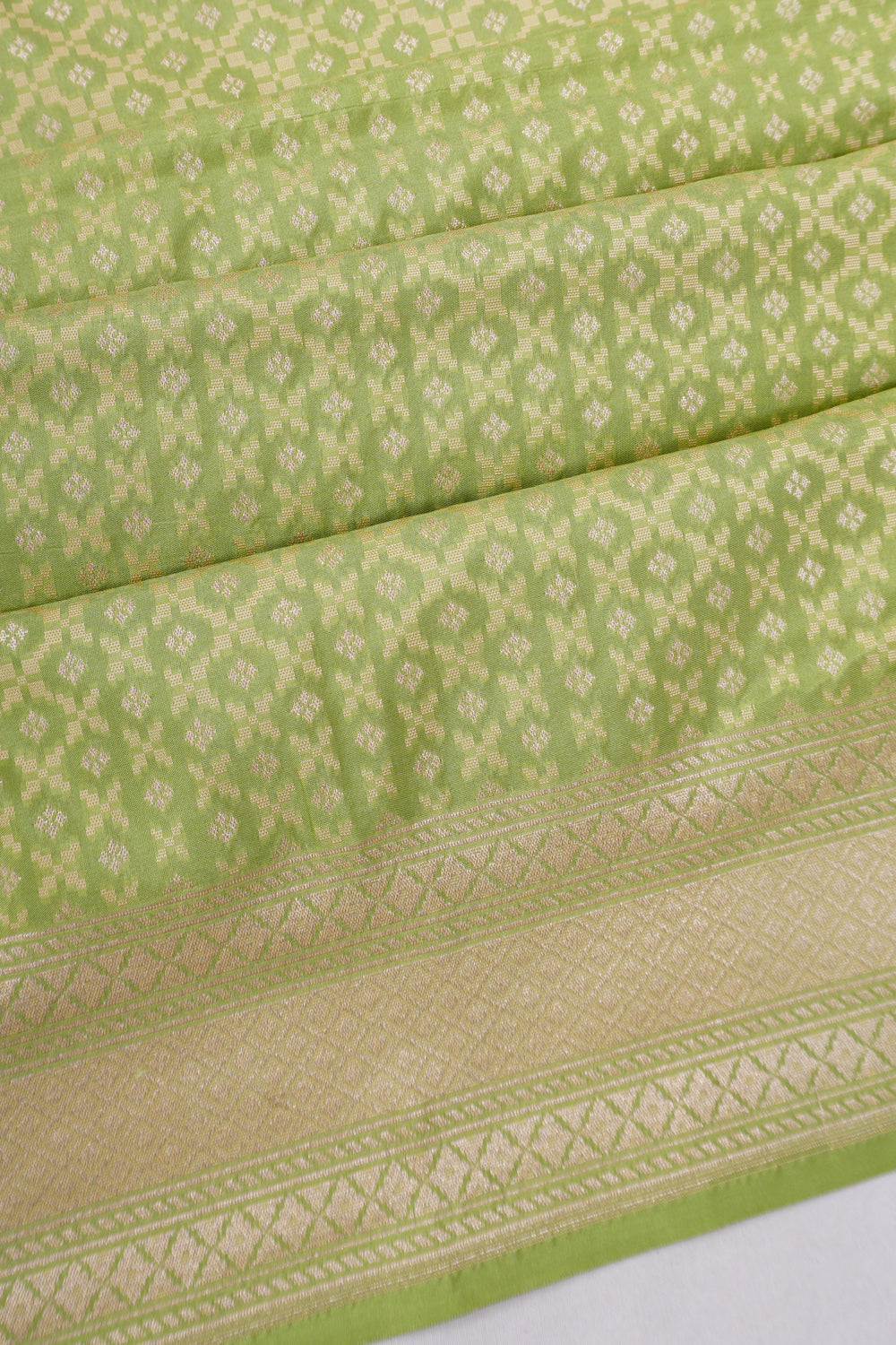 Vaanya Banaras Silk Brocade Green Saree
