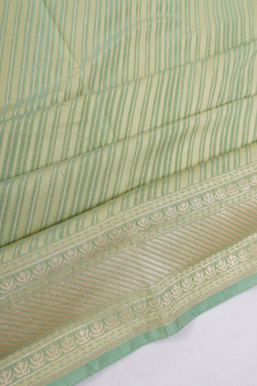Vaanya Banaras Silk Brocade Green Saree
