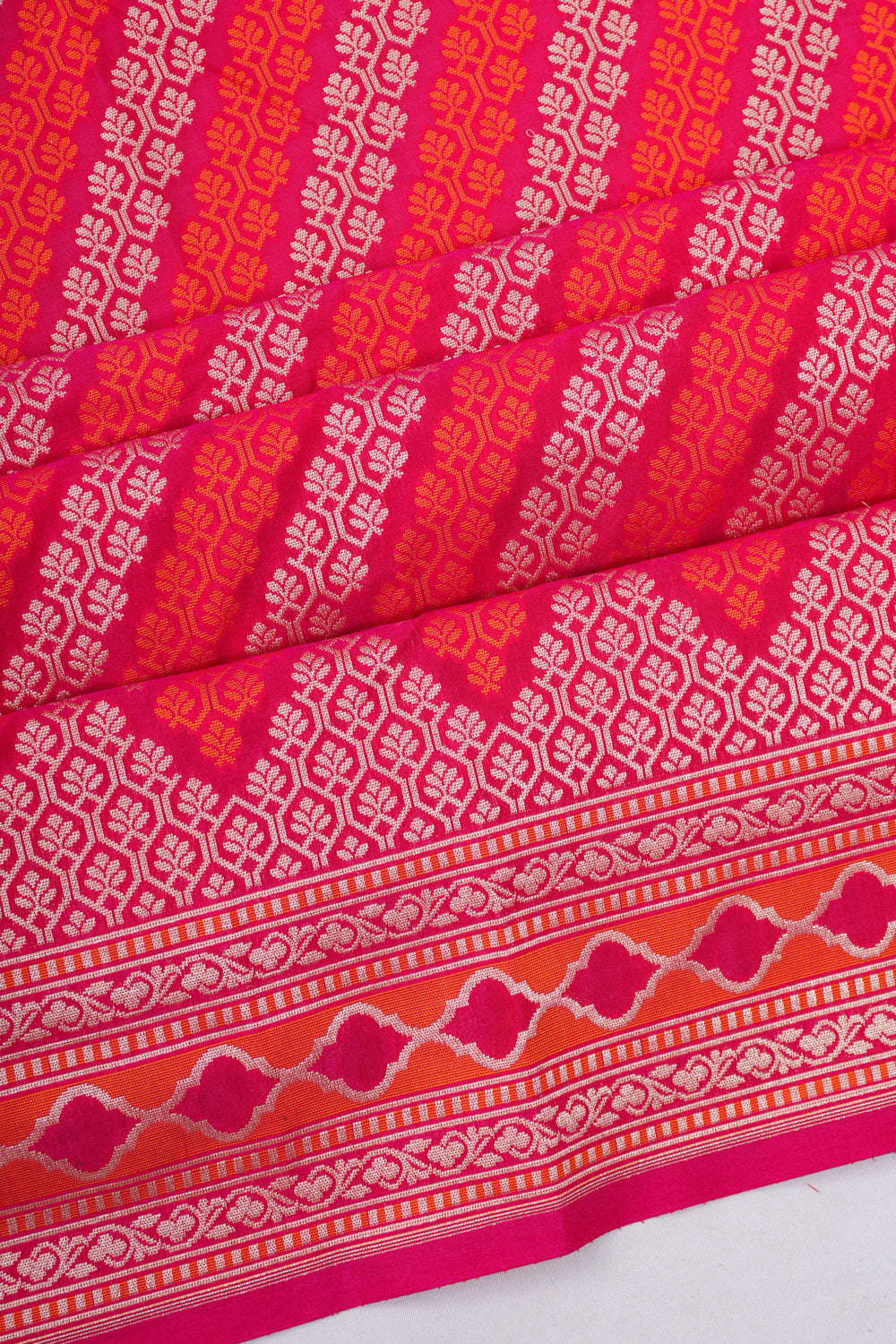 Vaanya Banaras Silk Brocade Red Saree