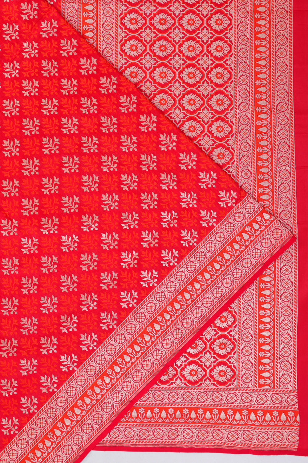 Vaanya Banaras Silk Brocade Red Saree
