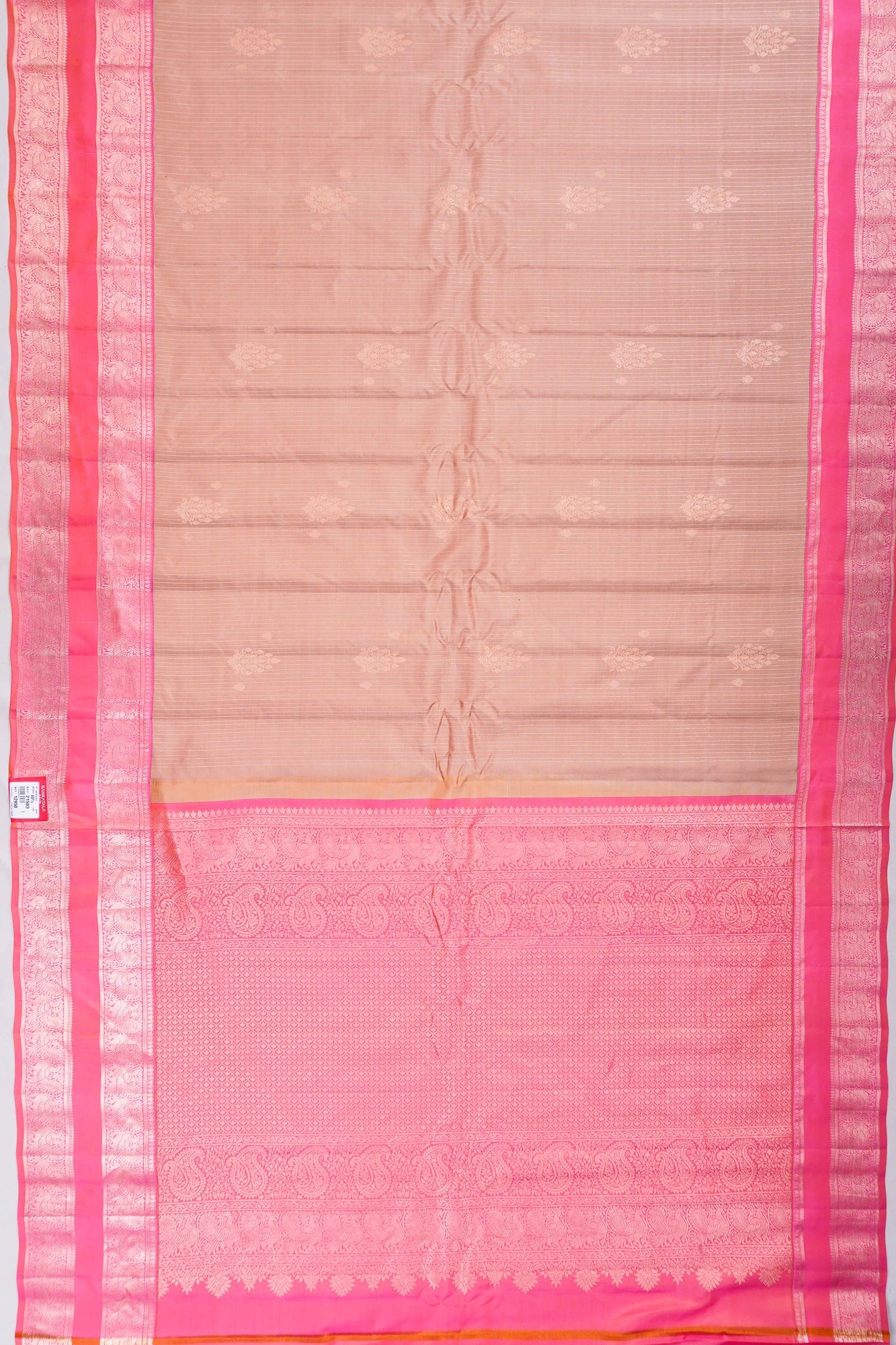 Gadwal Silk Butta Dual Tone Pink And Peach Saree With Rettai Pettu Border