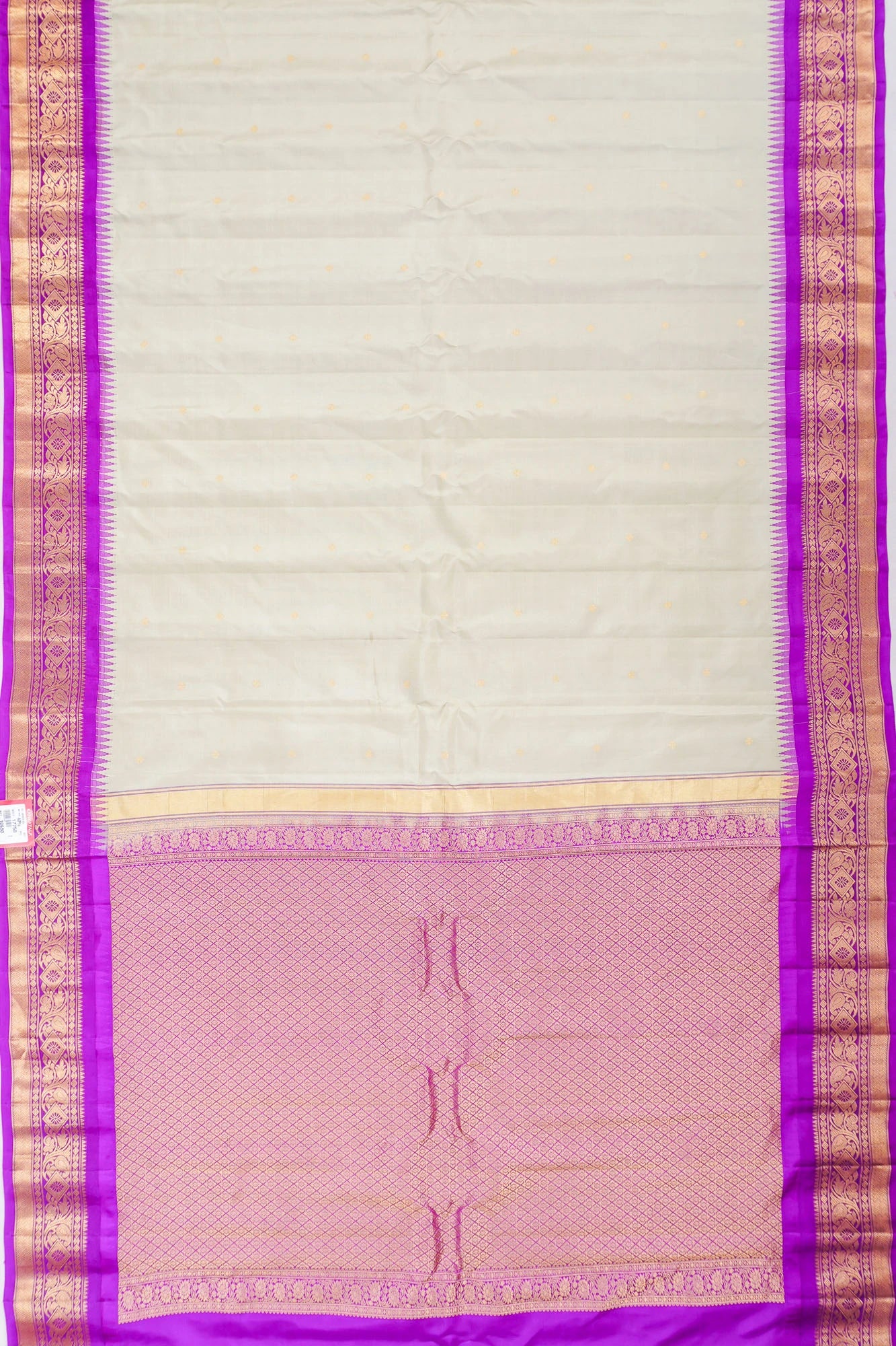 Gadwal Silk Butta Pastel Grey Saree