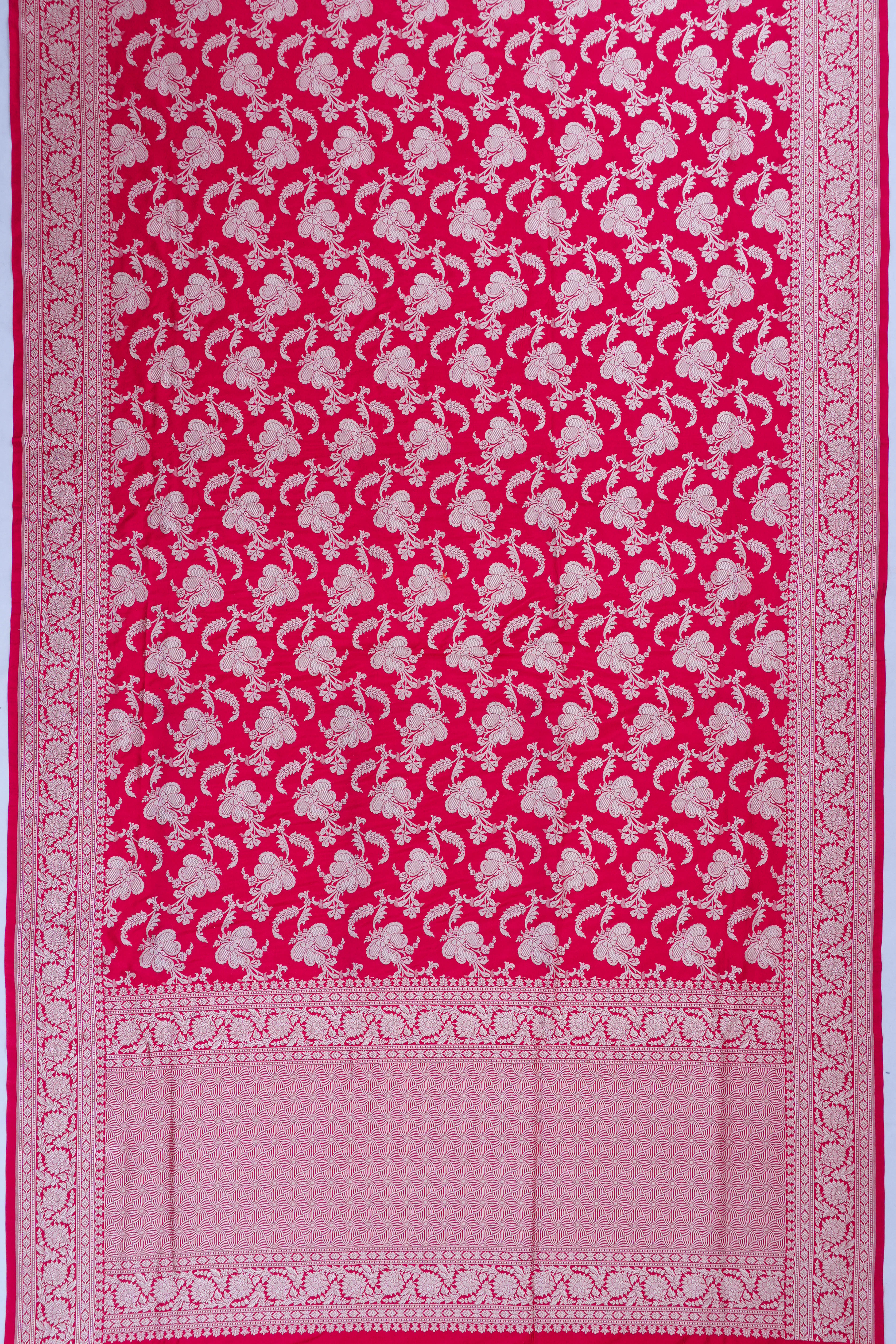 Vaanya Banaras Silk Brocade Red Saree