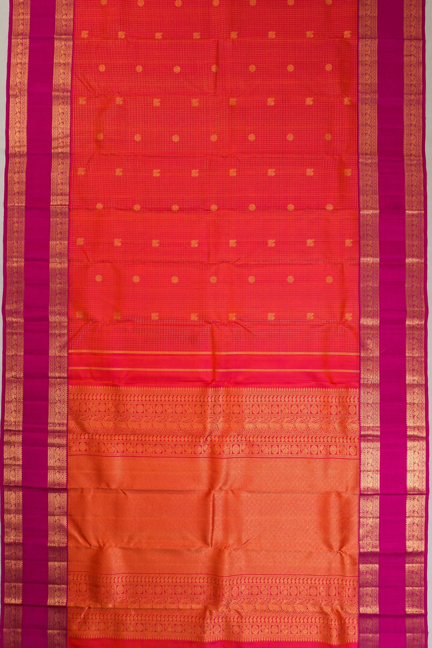 Venkatagiri Silk Checks And Butta Dual Tone Pink Saree With Rettai Pettu Border