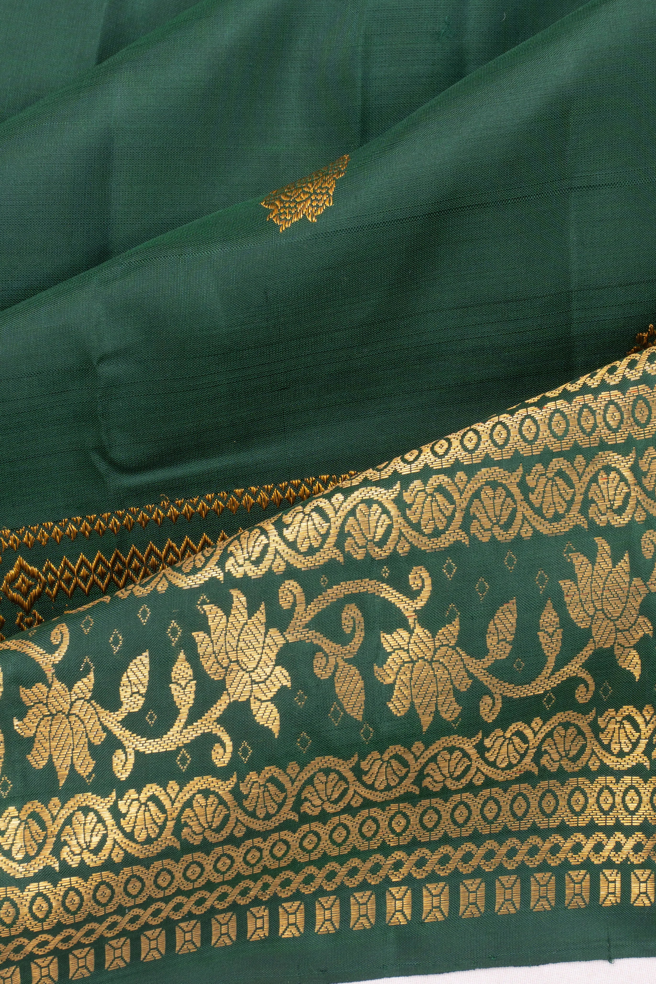 Kanchipuram Silk Butta And Brocade Green Saree
