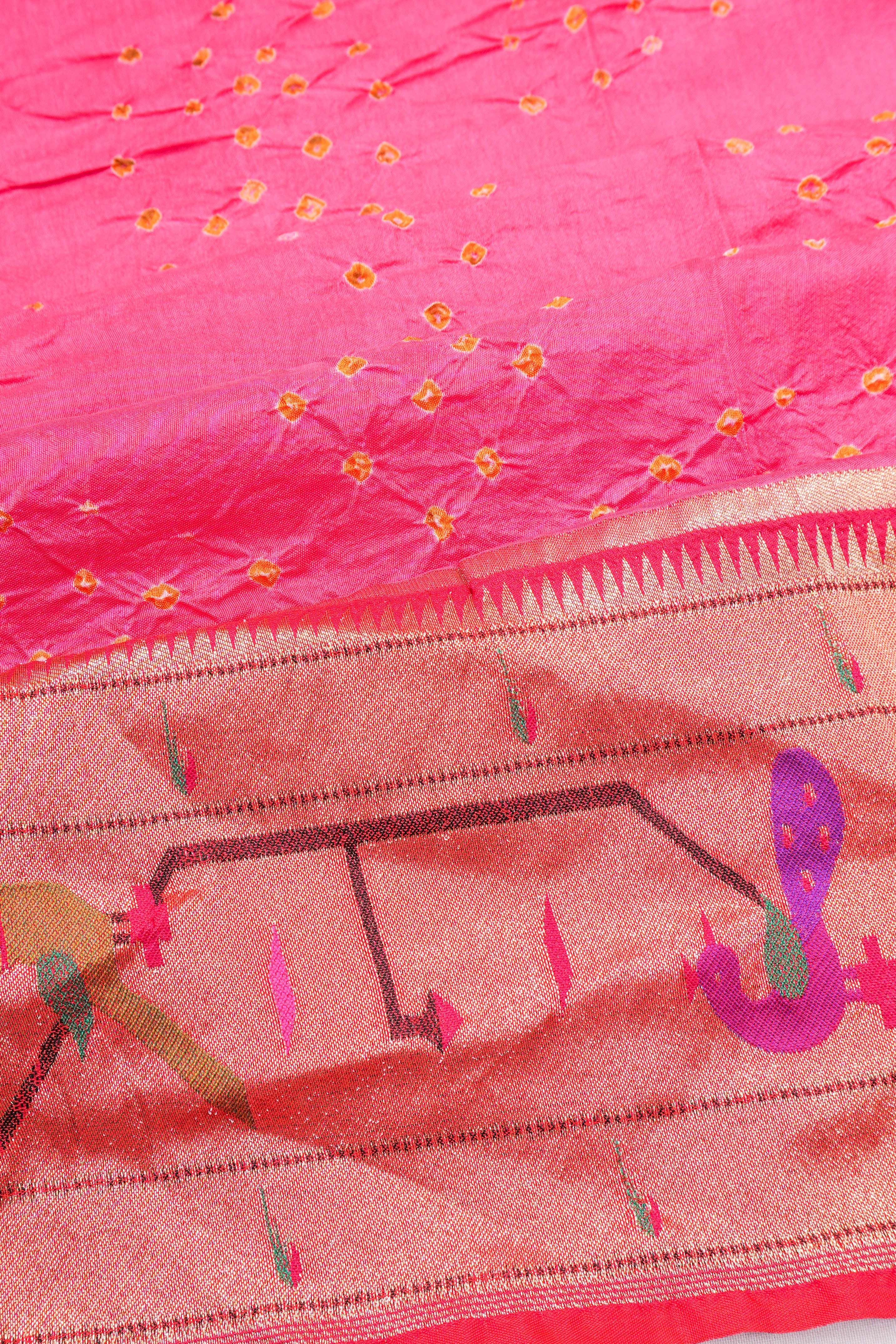 Muniya Silk Bandhani Pink Saree