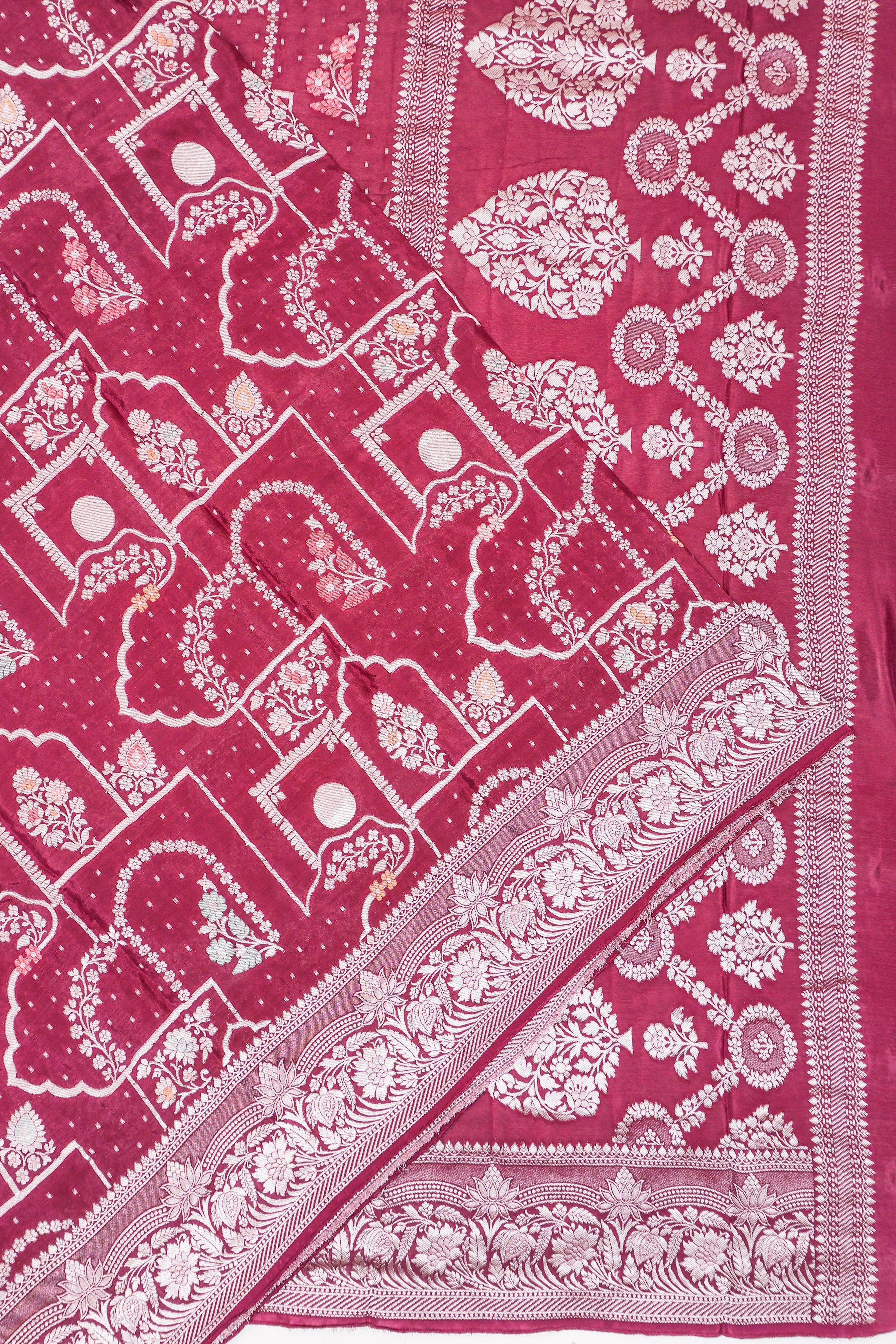 Viscose Georgette Brocade Maroon Saree